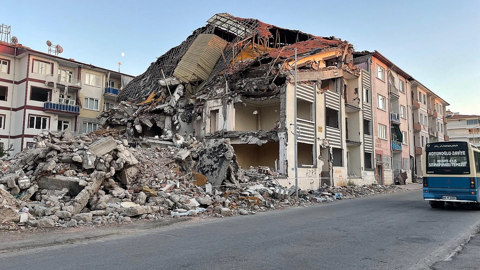 TÜİK Açıkladı: Malatya İçin Acı Bir Gerçek: En Yakın İli İkiye Katladı…!