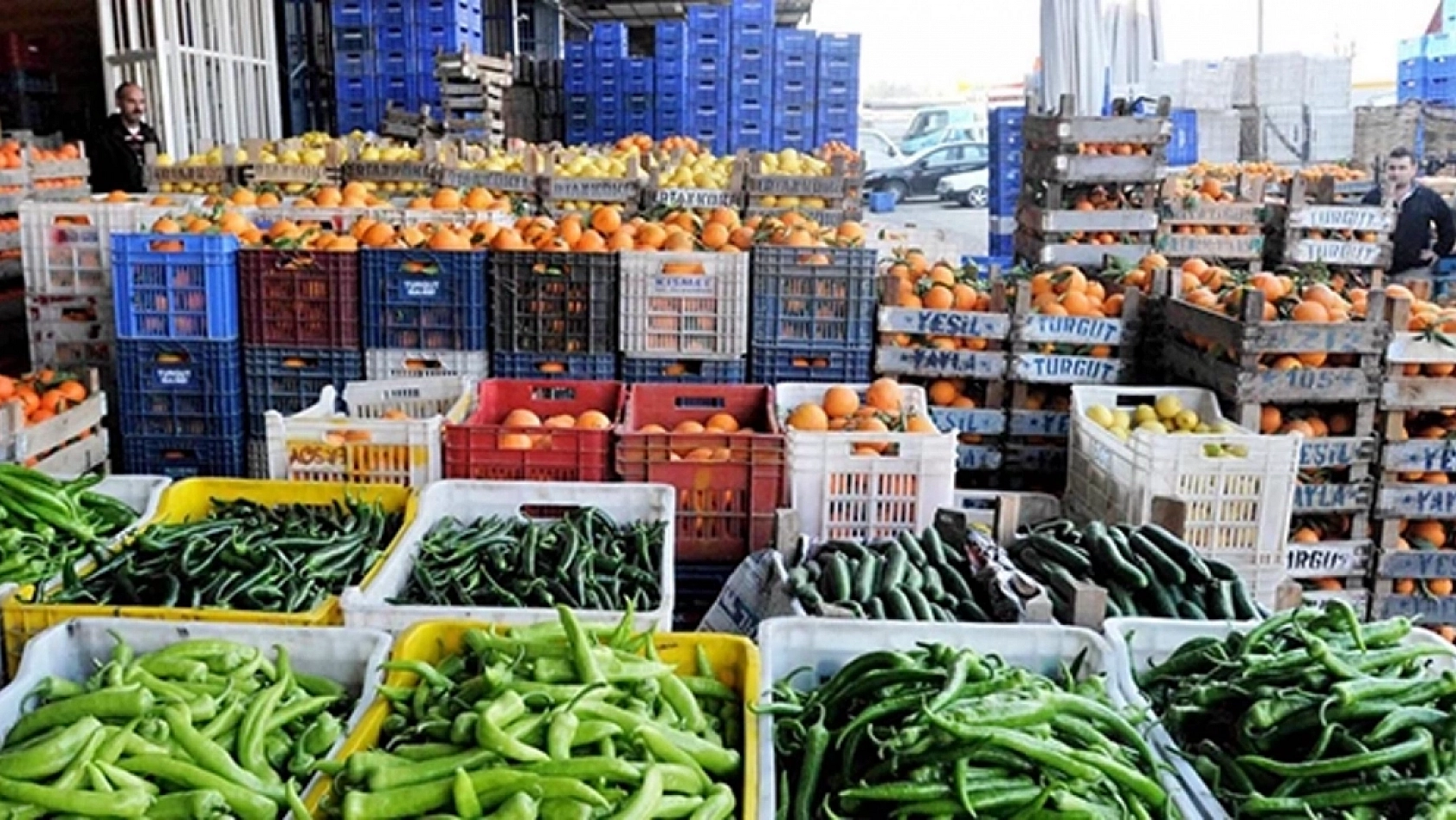 Cebini Düşünen Vatandaşlar Malatya Haline Koşuyor: Peki Halde Fiyatlar Nasıl? İşte 7 Aralık Fiyat Listesi…