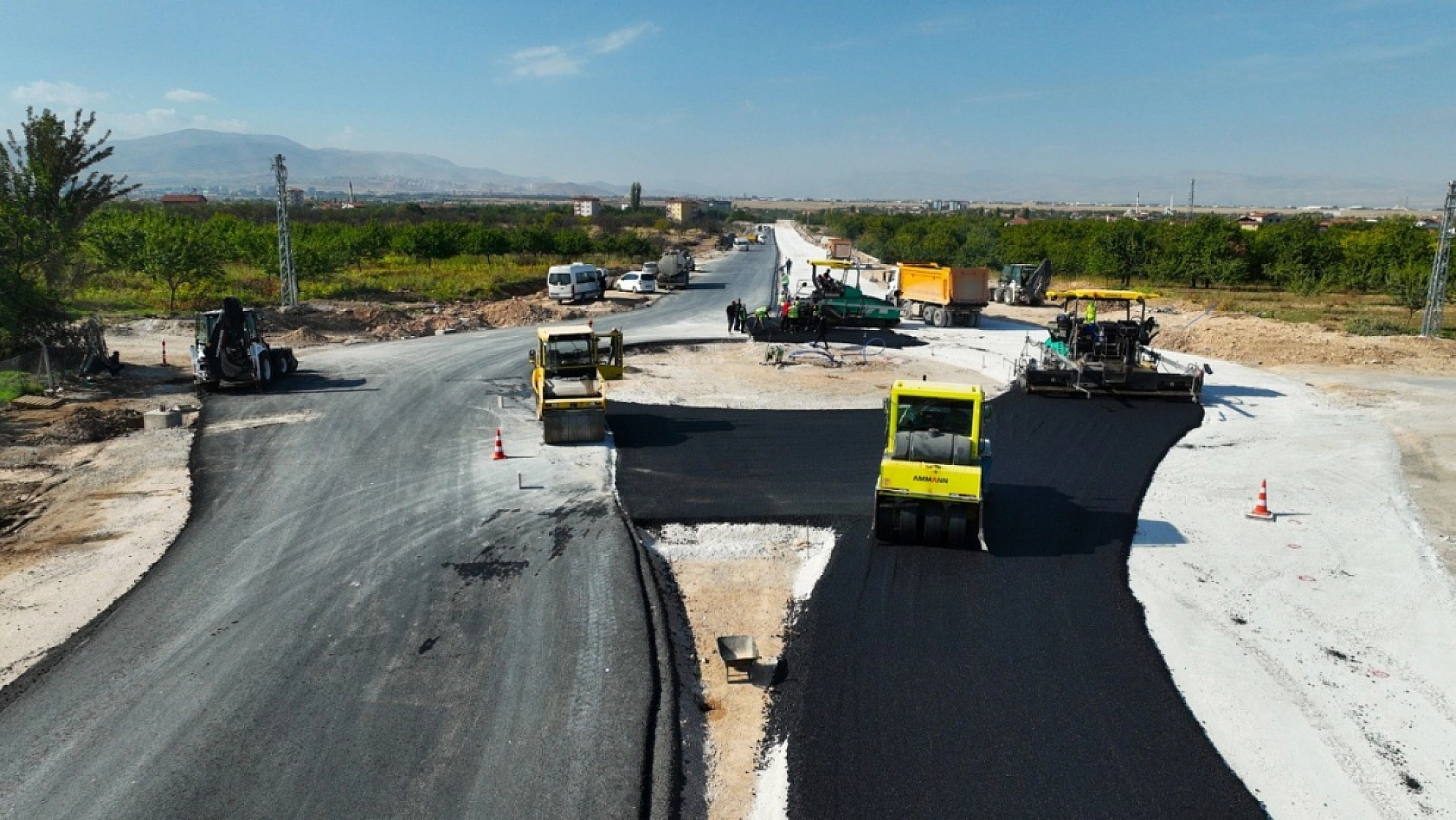 Ulaşım Yatırımında Hedef Aşıldı: Yeşilyurt'a 43 Bin Tonluk Hizmet