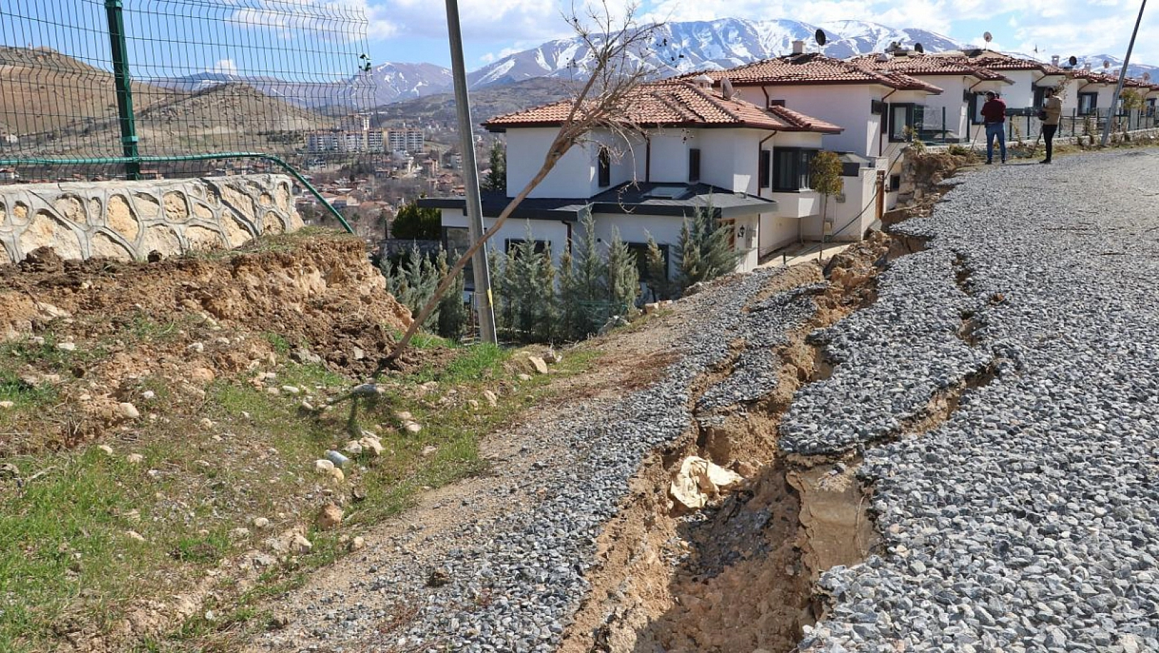 Resmi Gazete'de Yayımlandı: Malatya'nın 3'te Biri Yıkılmış!