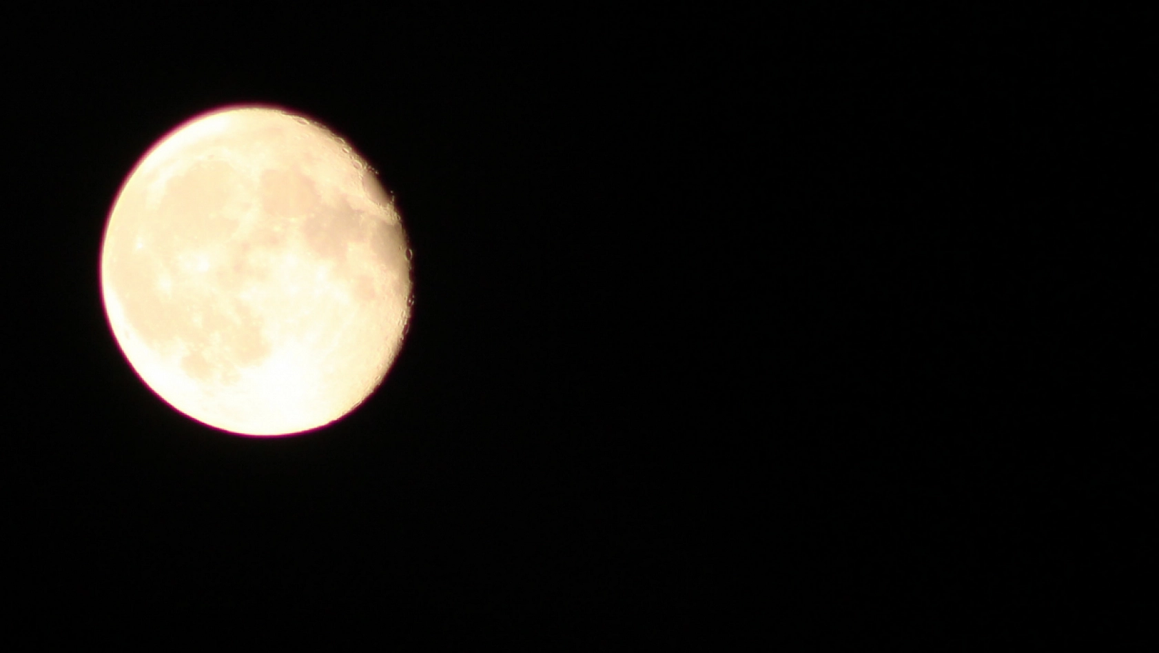 Malatya'da Büyüleyici Dolunay Manzaralarını Sizler İçin Ölümsüzleştirdik...