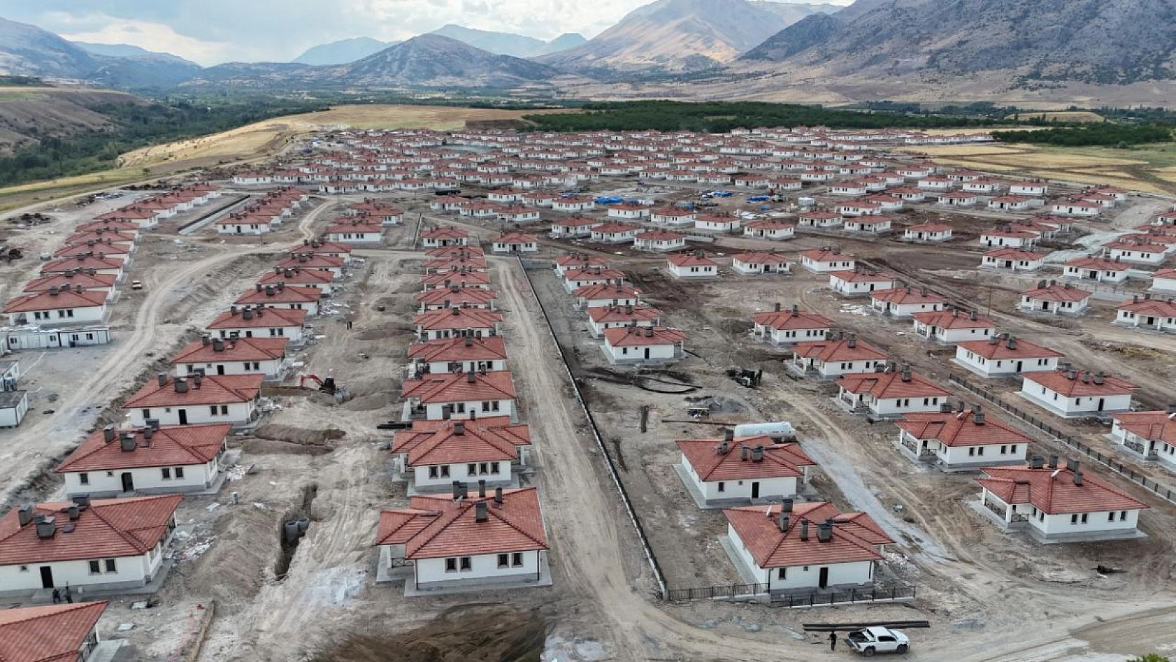 Vali Yavuz duyurdu: Malatya'da anahtar teslimi başlıyor!