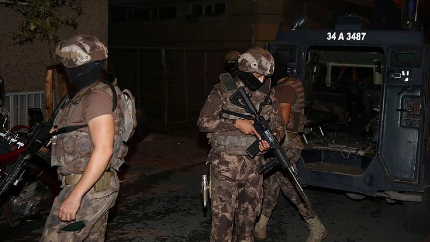 Malatya'da siber vurgun çökertildi: 74 kişi tutuklandı...