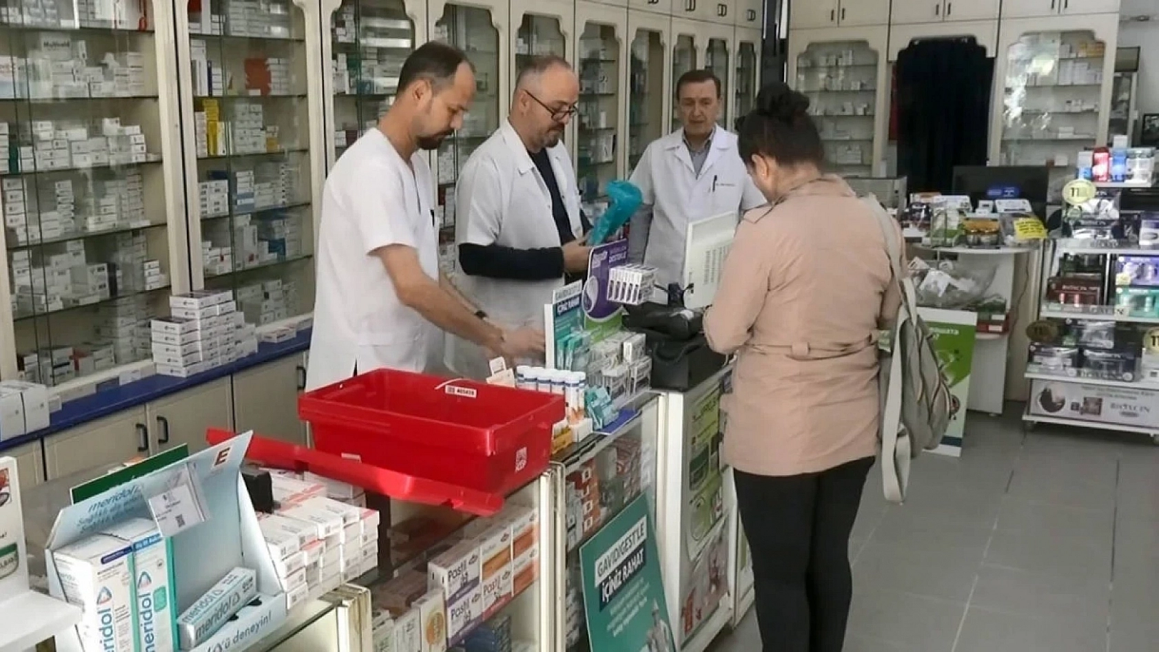 Vatandaşın Sağlığı Hiçe Sayıldı: Piyasada Bulunmayan İlaçlar Zam Sonrası Ortaya Çıktı!