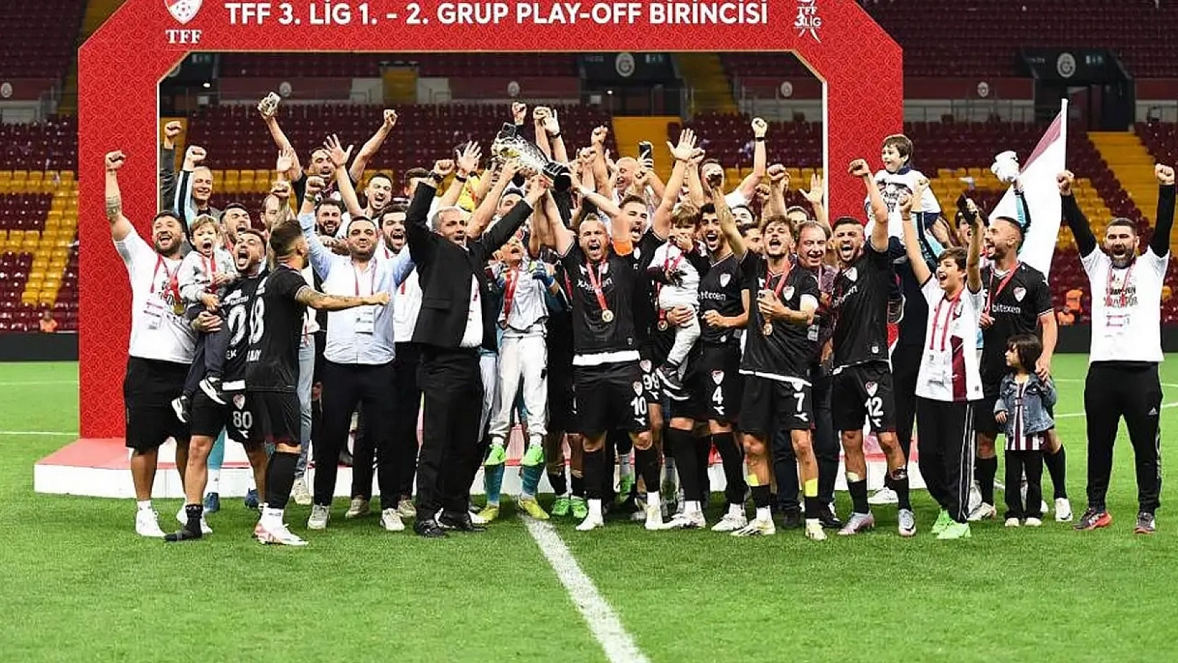 Yeni Malatyaspor'un Transfer Hayallerine Darbe: FIFA Resmen Malatyaspor'a Yasakladı!