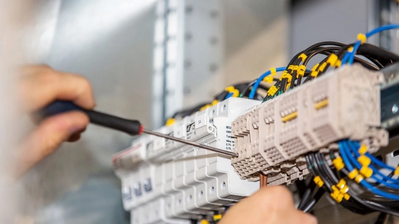 Malatya'da 2 Aralık'ta planlı elektrik kesintisi: Kesinti hangi ilçelerde, saat kaçta olacak?