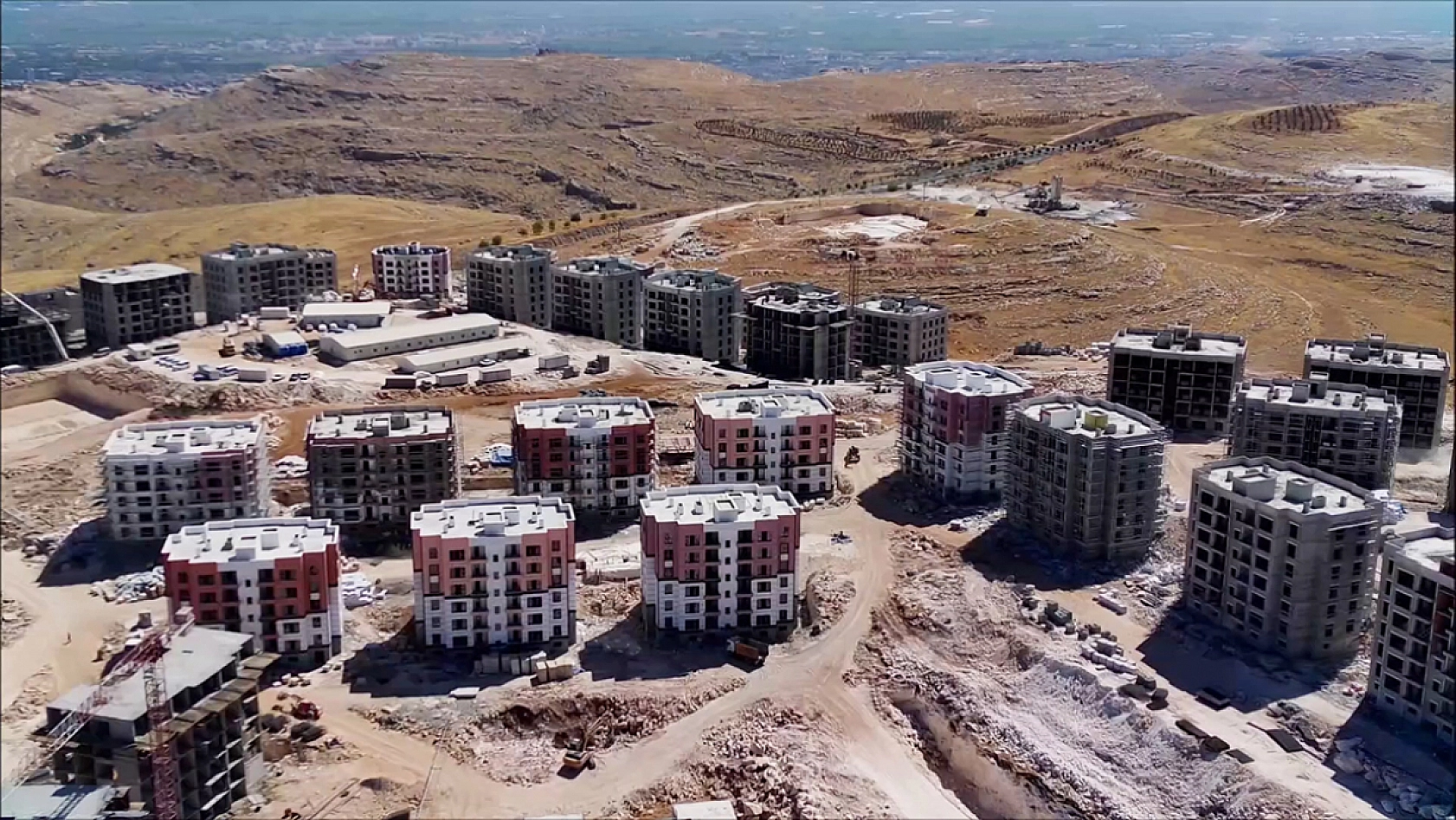 Bakan Kurum açıkladı: Konutların teslim tarihi netleşti!