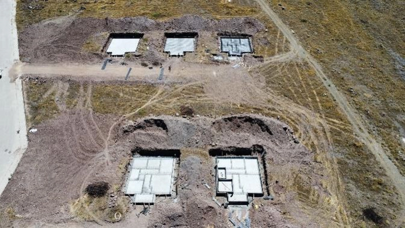 Malatya'da Depremzedelere Müjde! 9 bin 215 Yeni Ev Yıl Sonuna Kadar Teslim Edilecek!