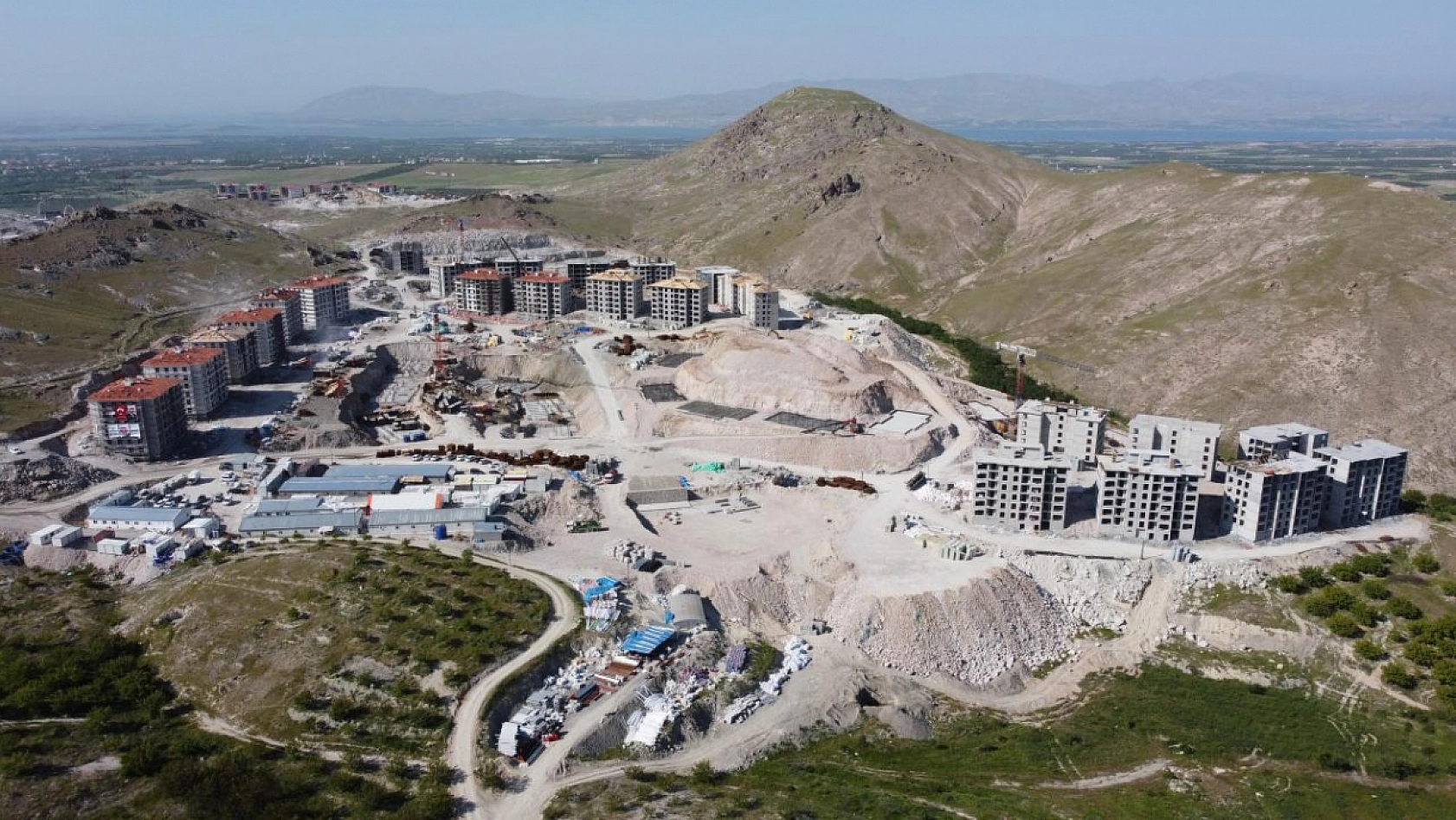 Malatya'yı Toz Bulutu Kapladı: Sağlık ve Tarım Tehlikede!