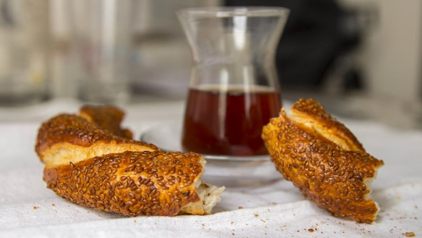 TÜİK'in Yeni Araştırması Şaşırttı: Çocuklukta İyi Beslenenler, Yetişkinlikte Açlık Sınırında!