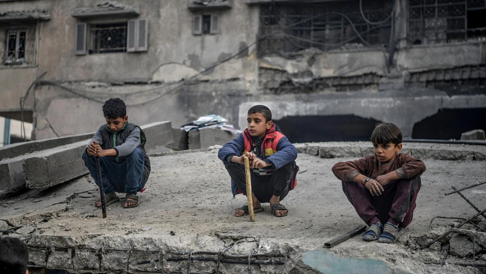 Malatya'da Eğitim Sevinci, Gazze'de Yas: 19 Bin Çocuk Sıralarına Dönemedi