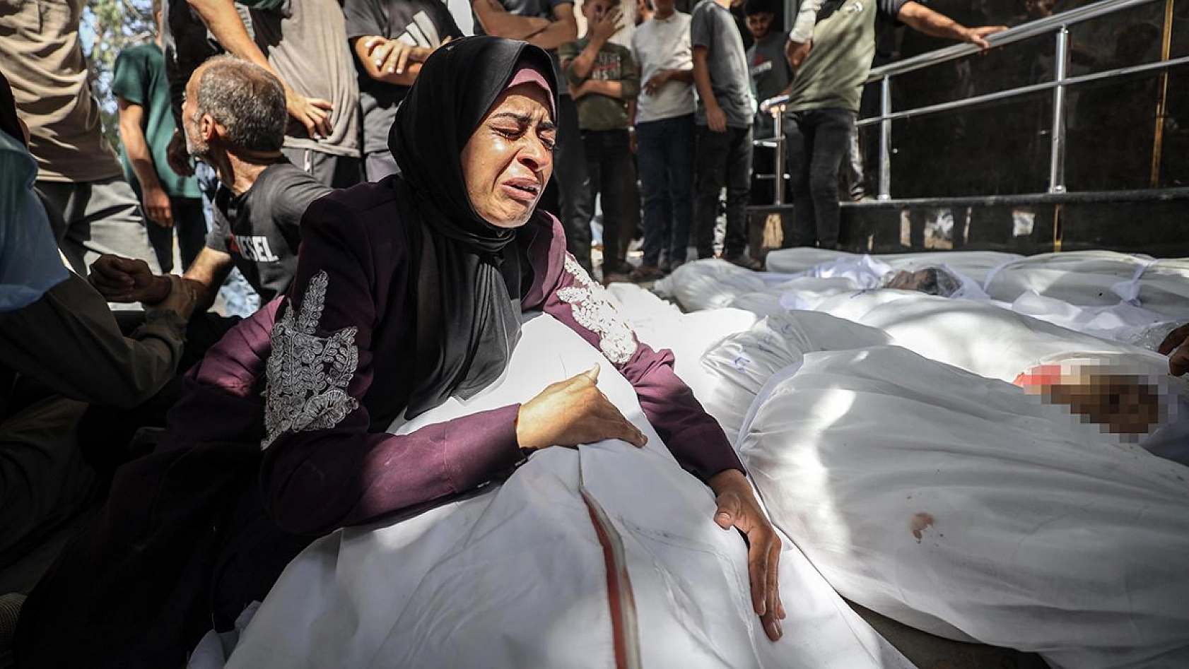 Malatya'da AK Parti'ye Gazze Tepkisi: Belgesel yetmez, somut adım atın!