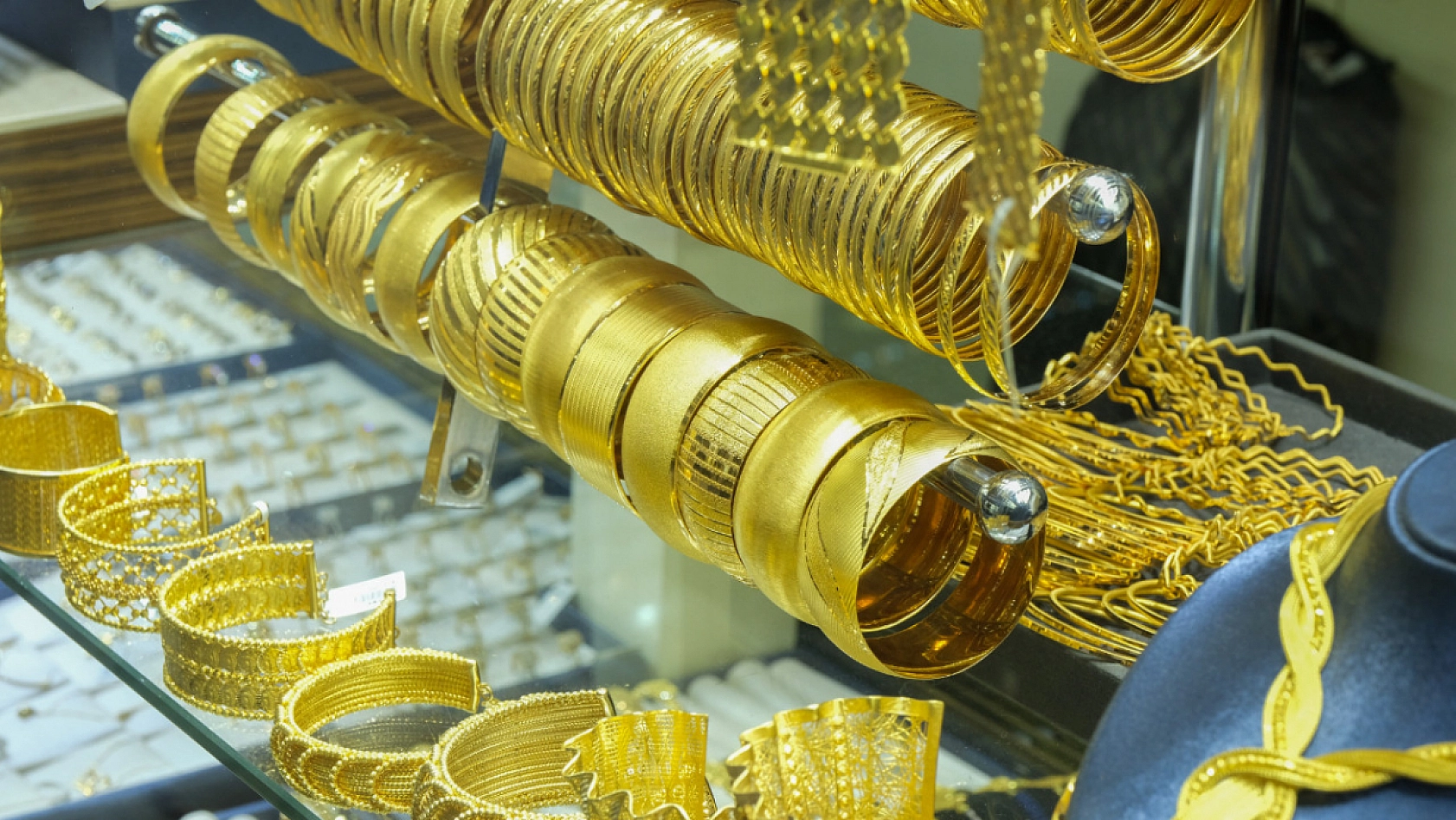 Altın haftaya hızlı başladı: İşte güncel alış-satış fiyatları