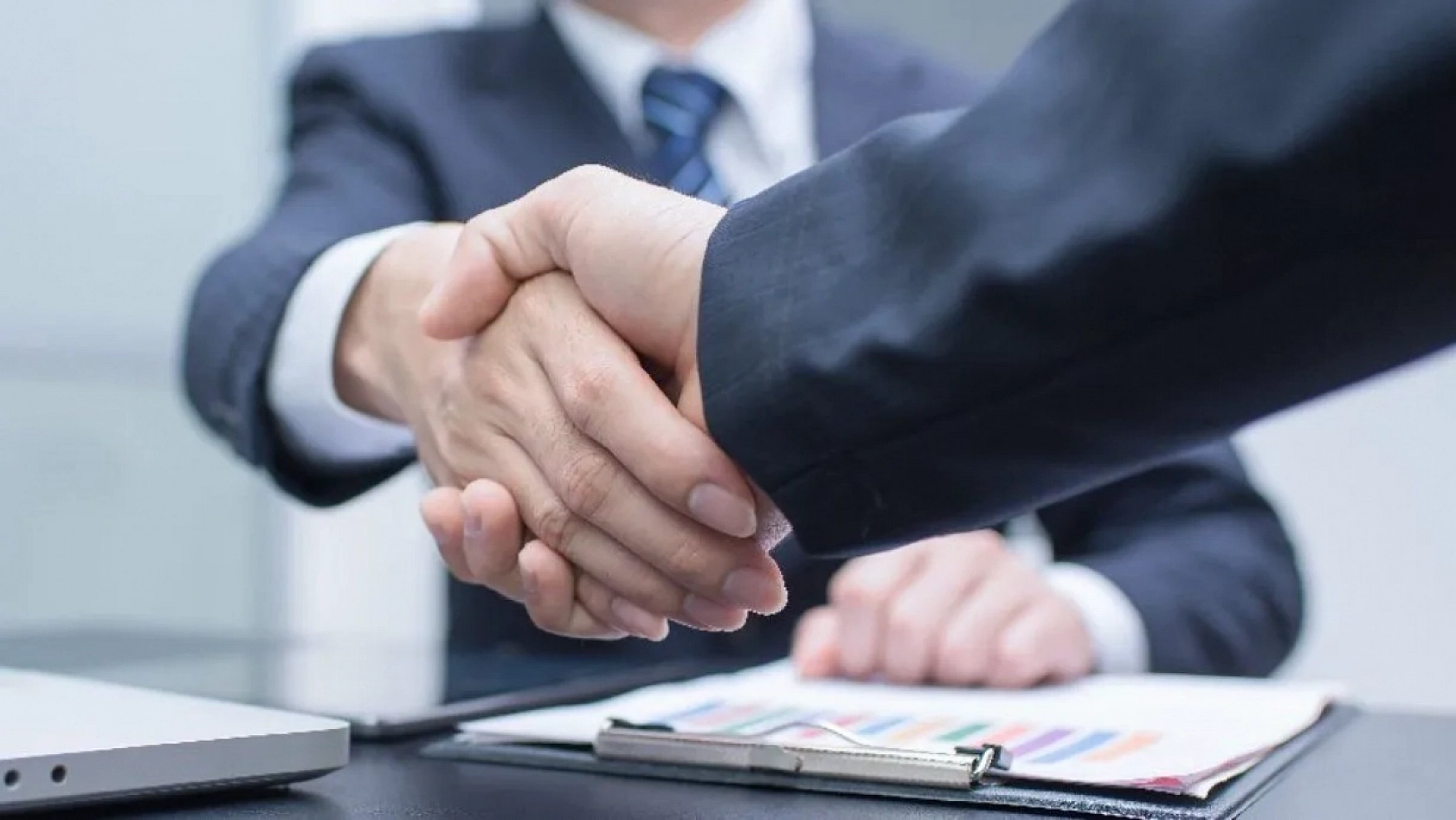 İş Vaadiyle Dolandırıldılar!