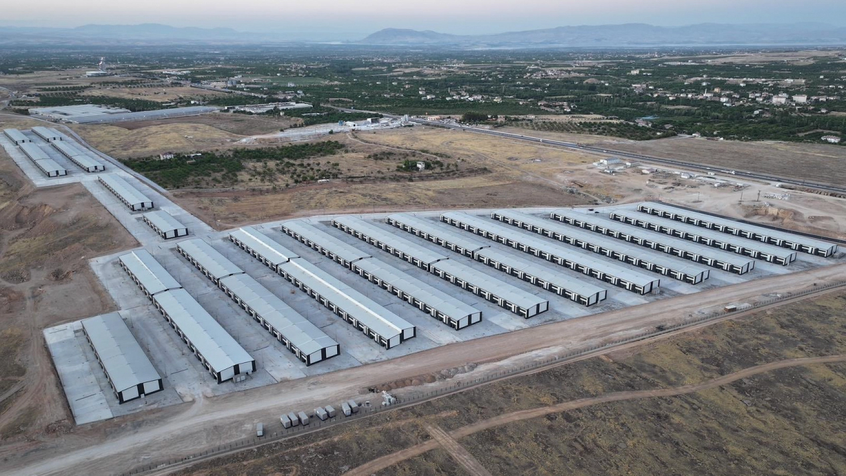 Malatya Valisi Müjdeyi Verdi: 192 Yeni Dükkan Daha Yapılacak!