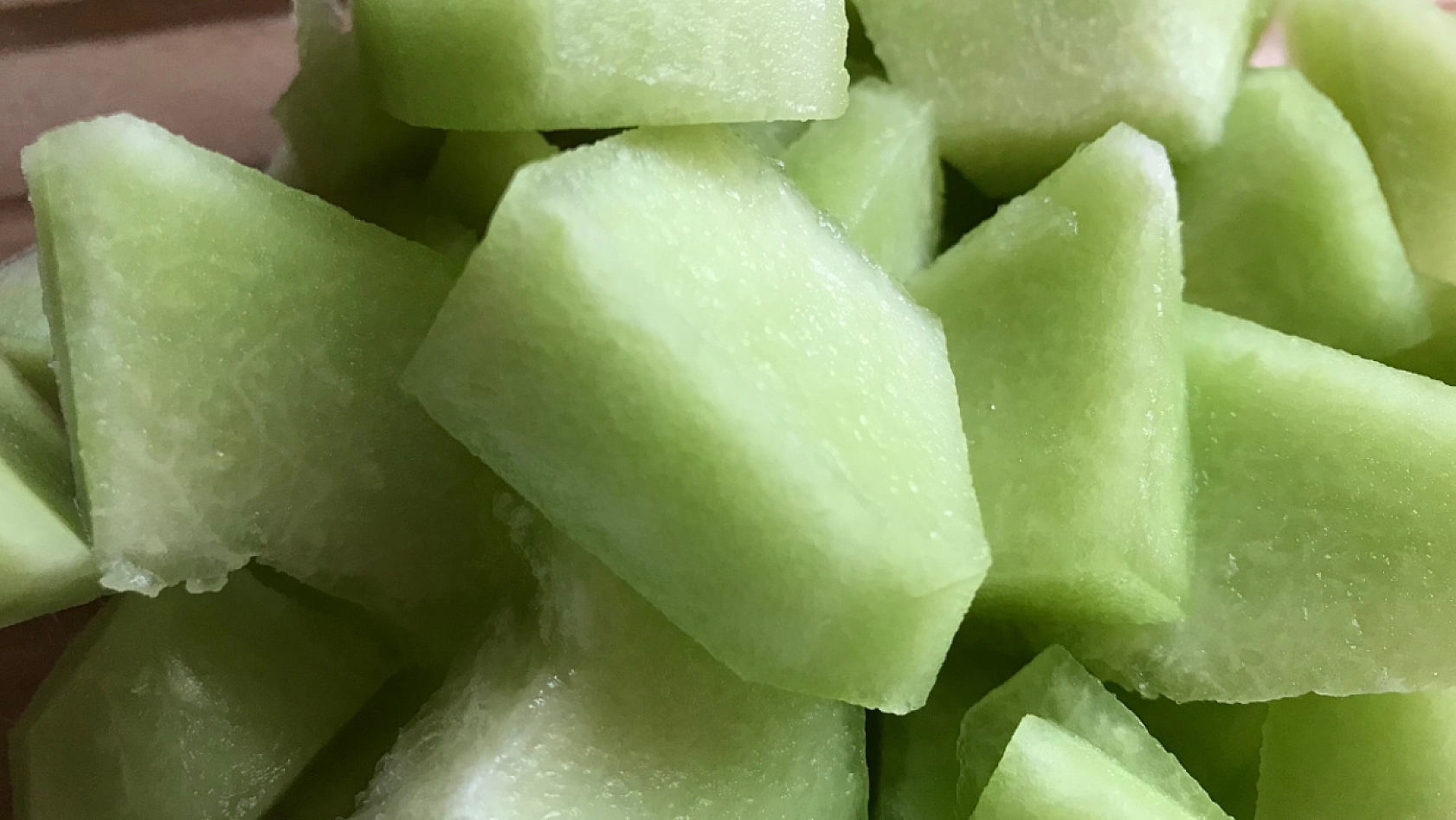 Malatya'nın Meşhur Aroması ve Tadıyla Dillere Destan Olan Kavunu..! Alıcı Bulamayınca Topraktan Kopamadı... 