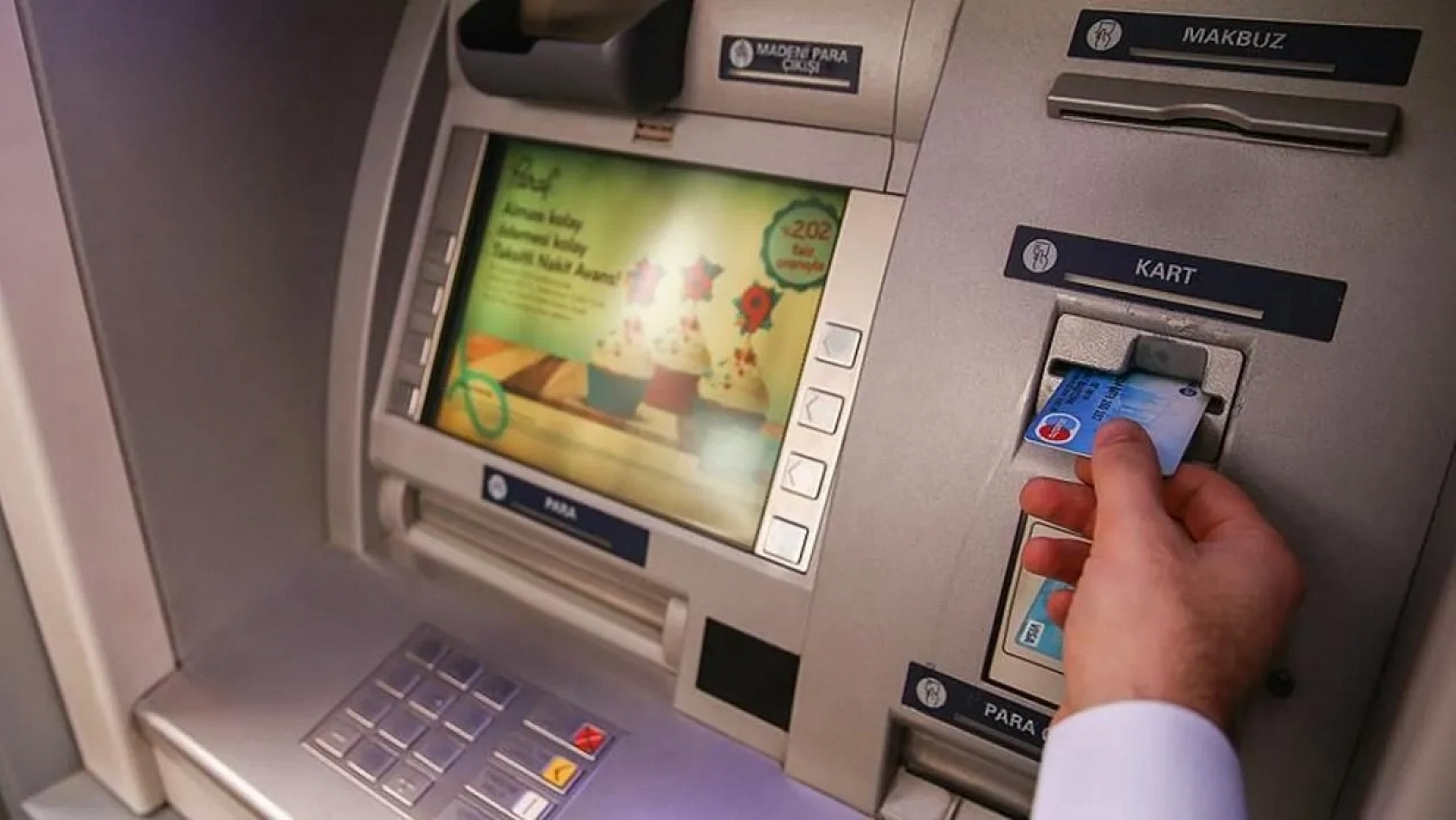 ATM'lerde Para Çekme Limiti Güncellendi: Artık O Miktarda Para Çekilebilecek!