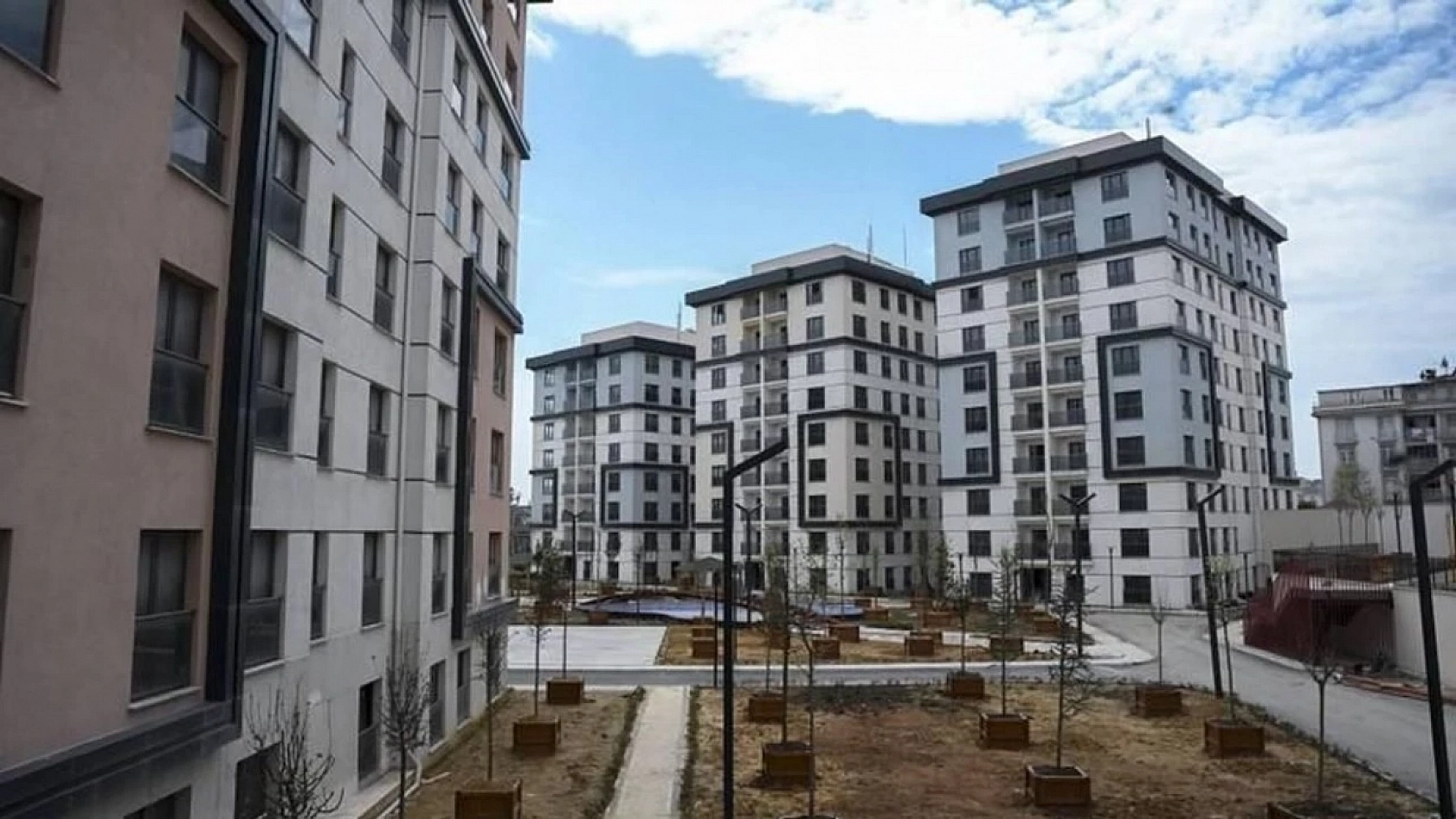 Konutlarla İlgili Önemli Açıklama: Zaman Kaybettik!