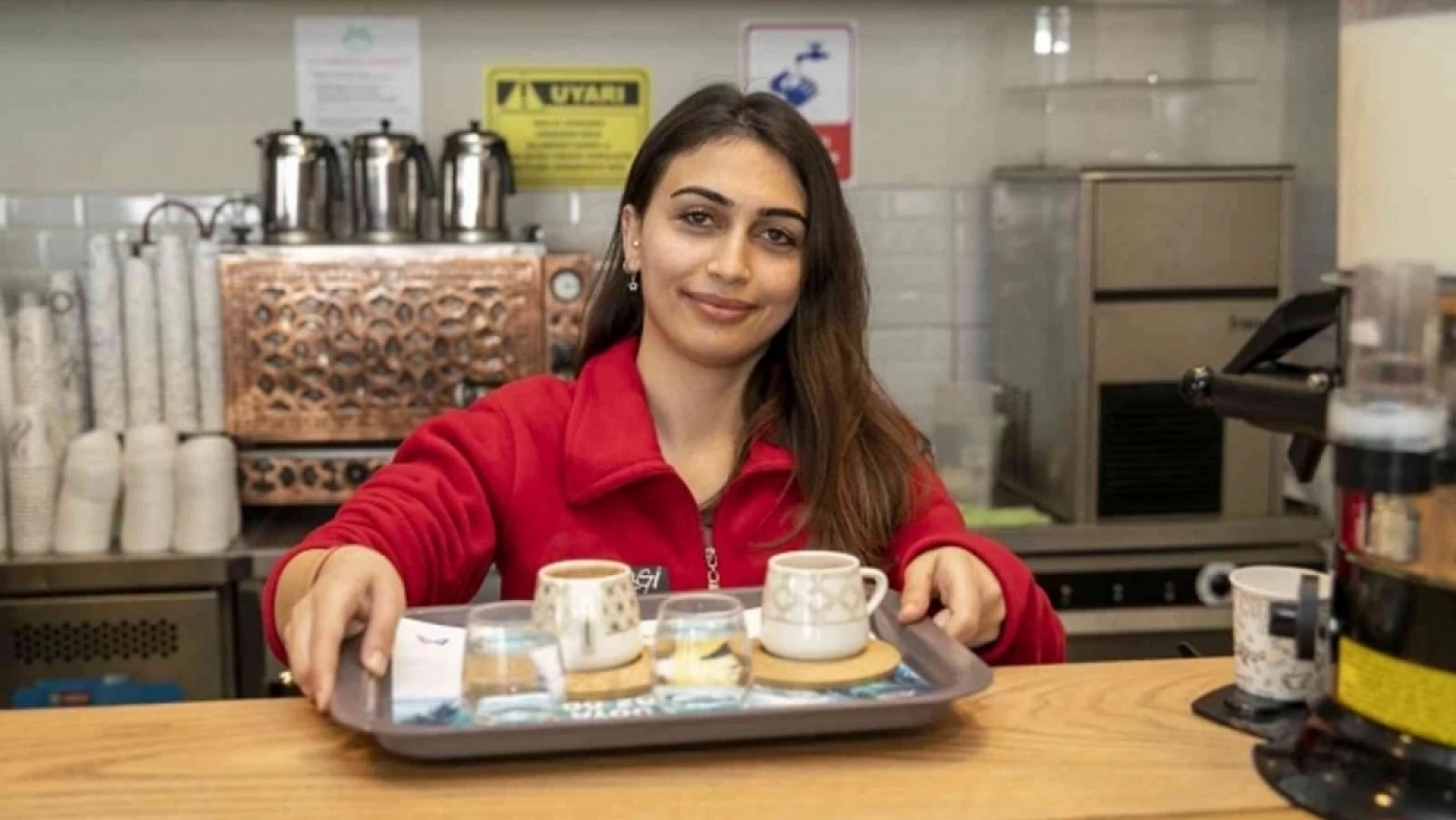 Ekonomik Zorluğun Gölgesinde Öğrenci Olmak: Üniversiteliler Çalışmak Zorunda!