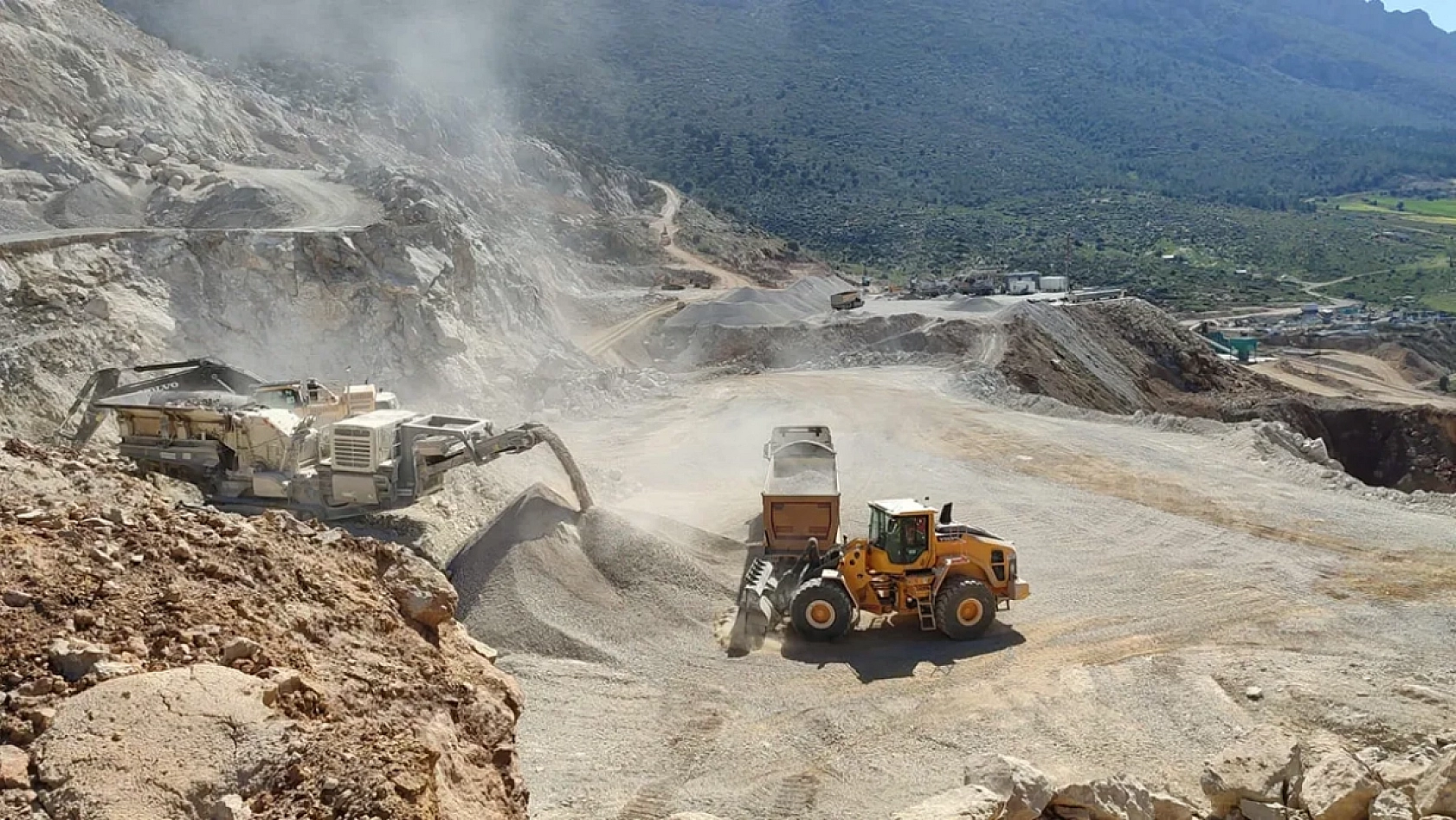 Ağbaba'dan Maden ve Taş Ocağı Uyarısı: Malatya'da Tarım Arazileri Yok Ediliyor!