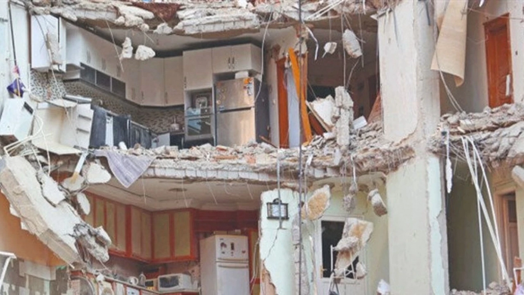 Elbistan'da Eşya Yardımı Yapıldı: Malatya'ya Yardım Yapılacak mı?