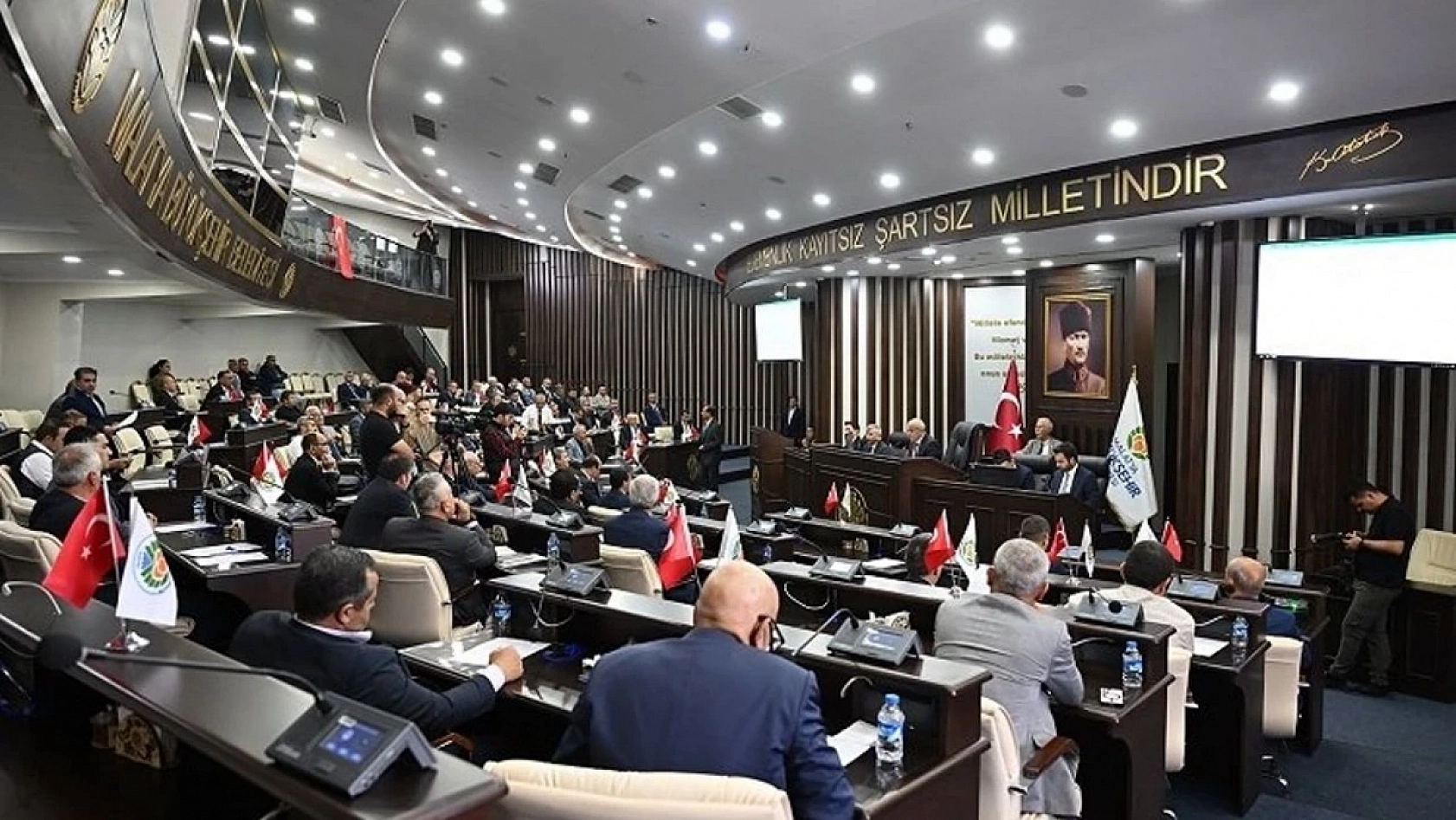 Belediyeler Karar Alırken Vatandaşın Fikrini Alacak!