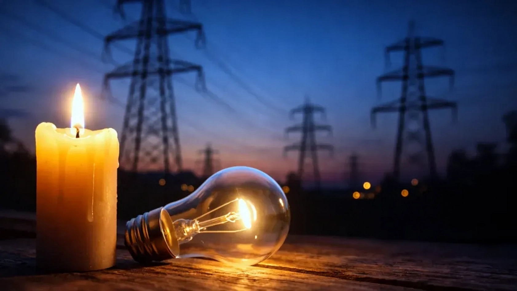 Mumlar hazır olsun: Malatya'da mahallede uzun süreli elektrik kesintisi