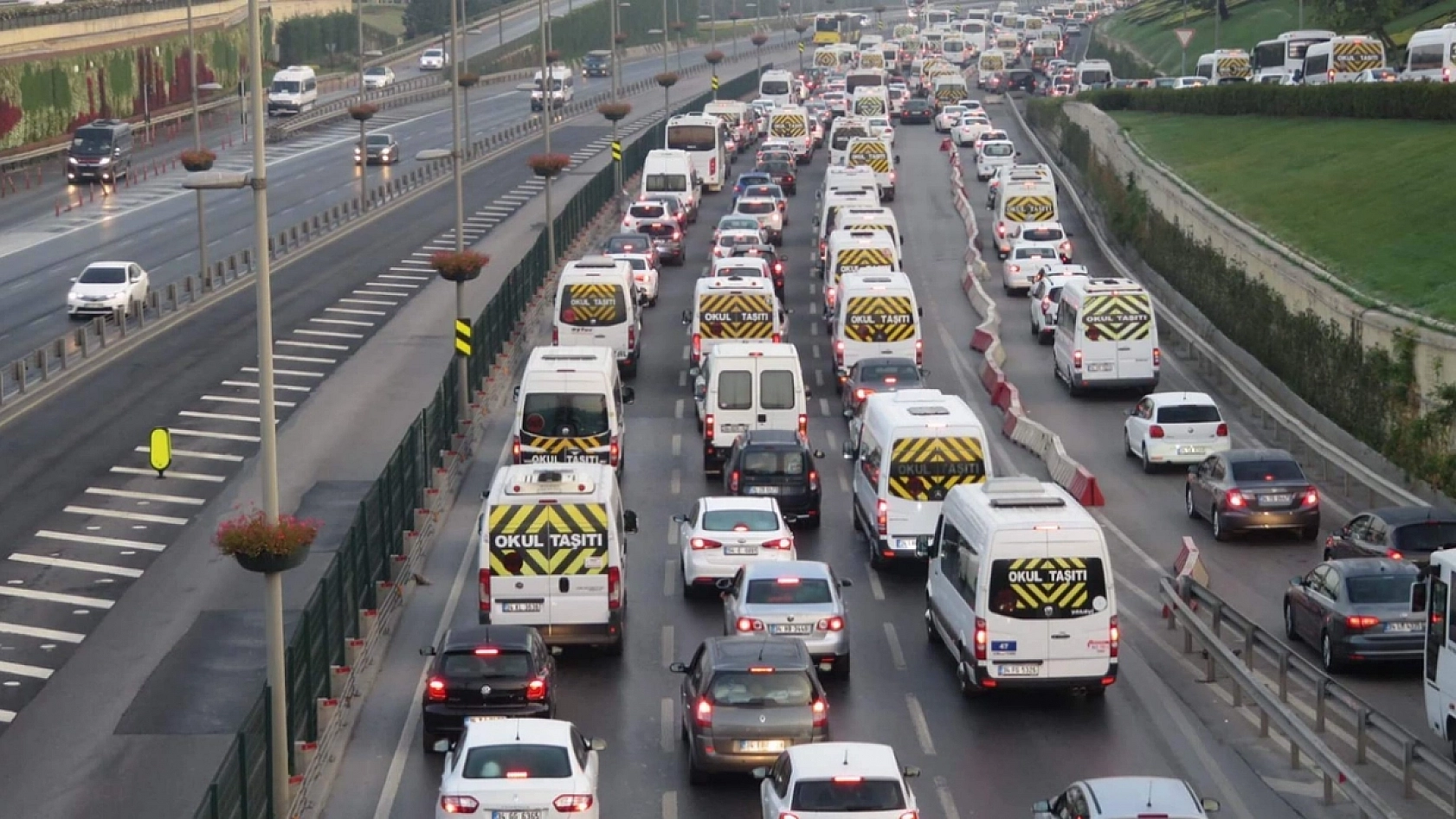 Öğrenci Velilerine Müjde: Büyükşehir Zammı Reddetti!