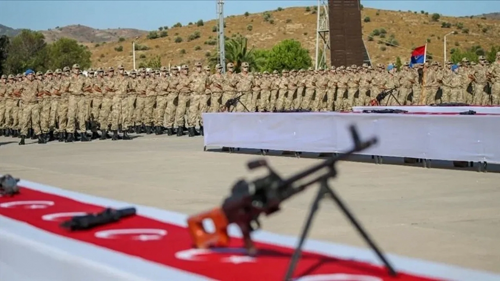 Subay ve Astsubay olmak isteyenler dikkat! Jandarma alımı için geri sayım başladı..