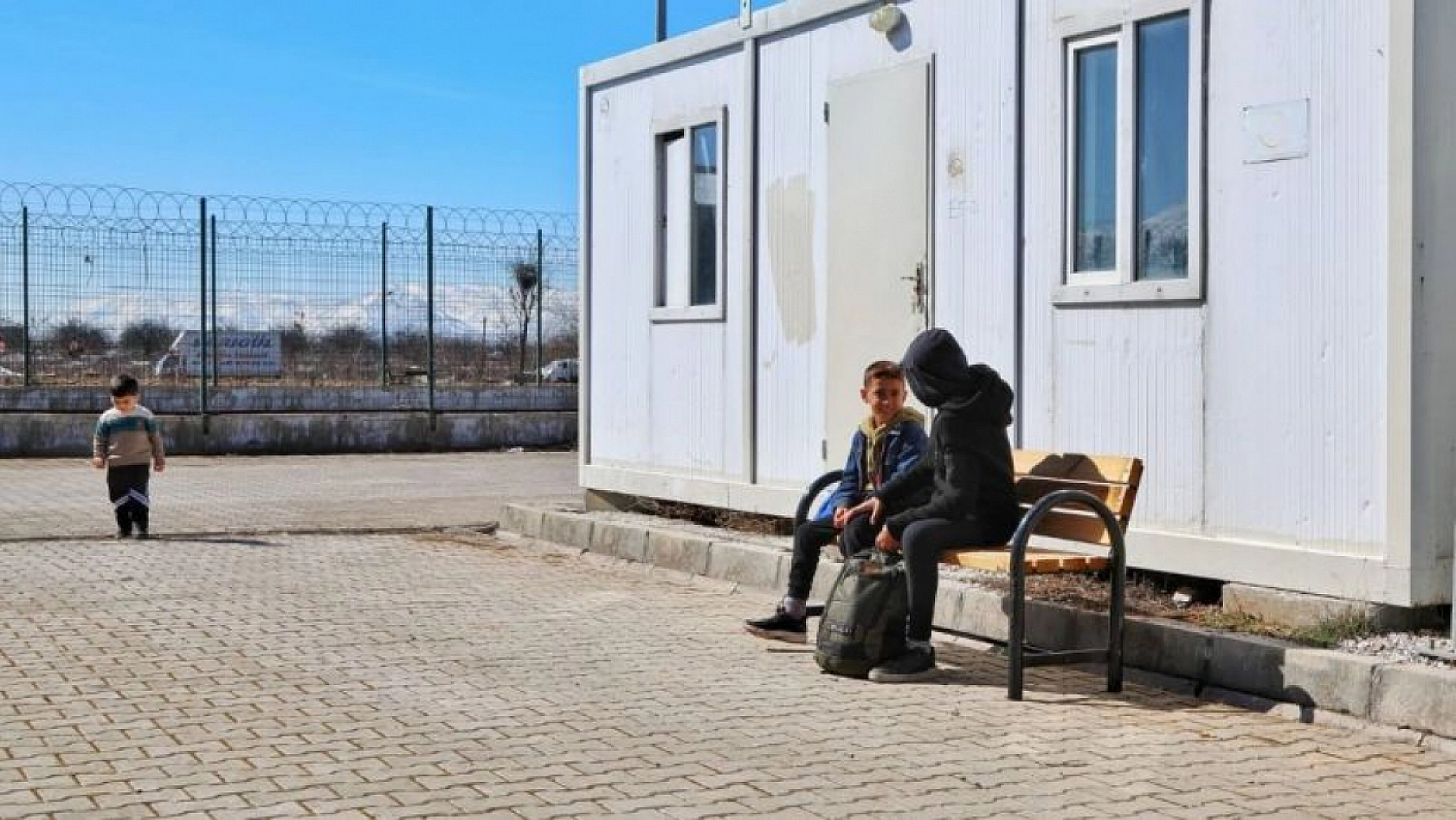 Zor Günlerde Birliktelik: Konteyner kentlerde komşuluk ilişkisi gelişiyor