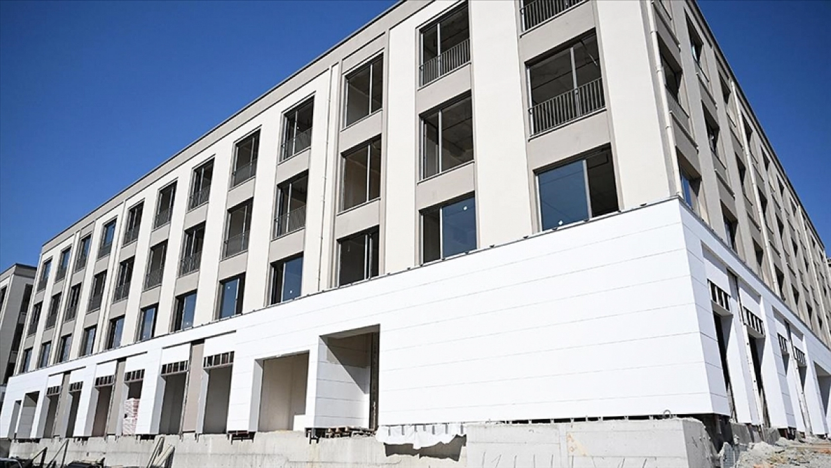 Validen Konut Açıklaması: 80 Bini Bulacak!