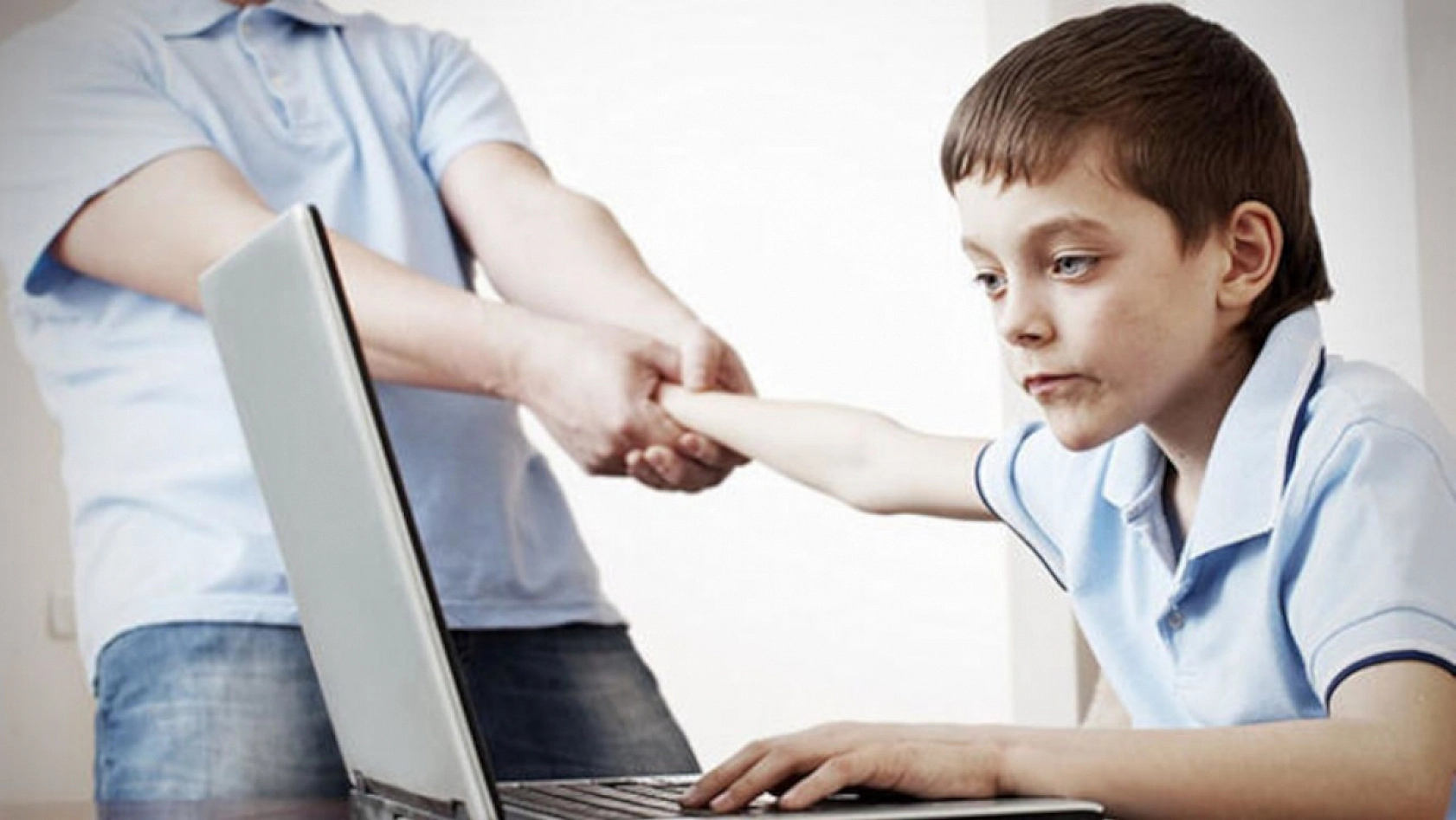 Uzmanlar Uyarıyor: Dijital Bağımlılık Çocuklarda Bu Sorunlara Neden Oluyor