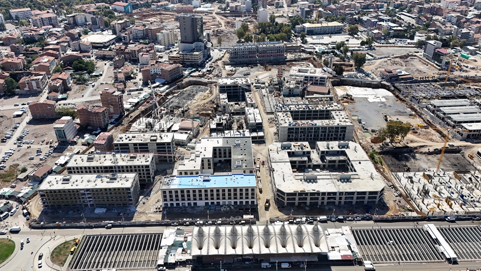 Malatya'da Çarşı Var, Altyapı Yok!