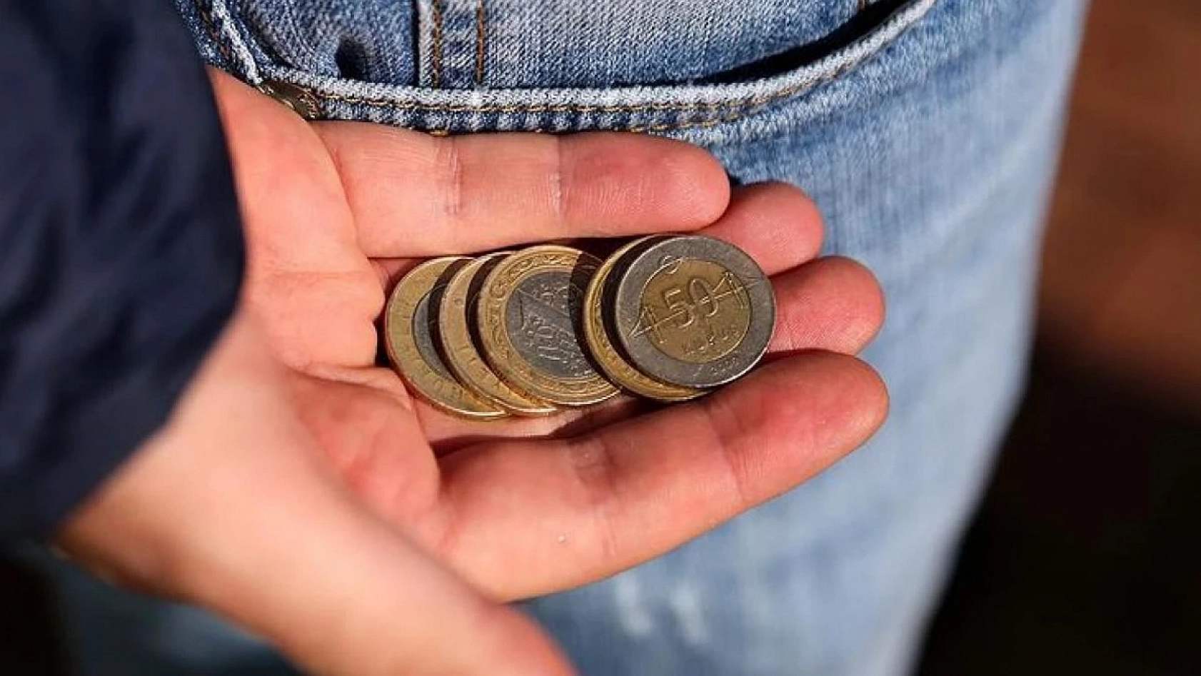 Veriler Şaşırttı: Türkiye'de Yoksulluk Artarken Malatya'da Azaldı!