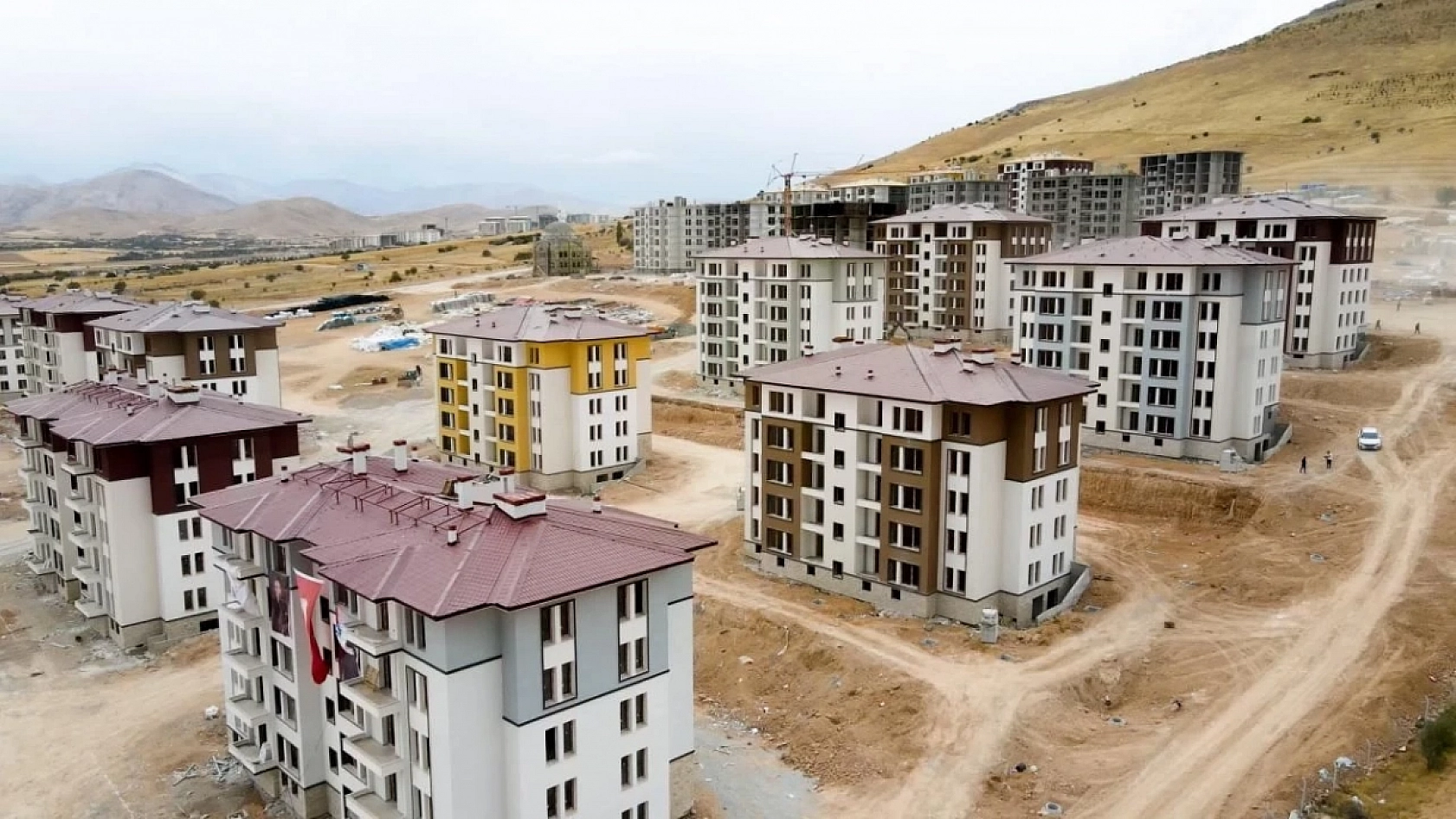 Bakan Kurum'dan yerinde dönüşüm müjdesi: Süre uzatıldı