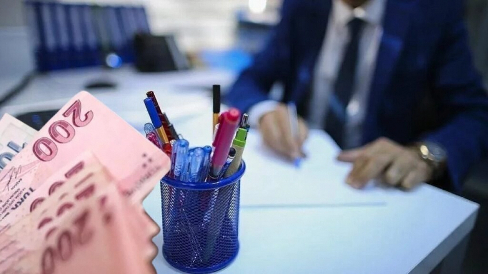 Kamuda zam pazarlığı başladı: İlk teklif açıklandı