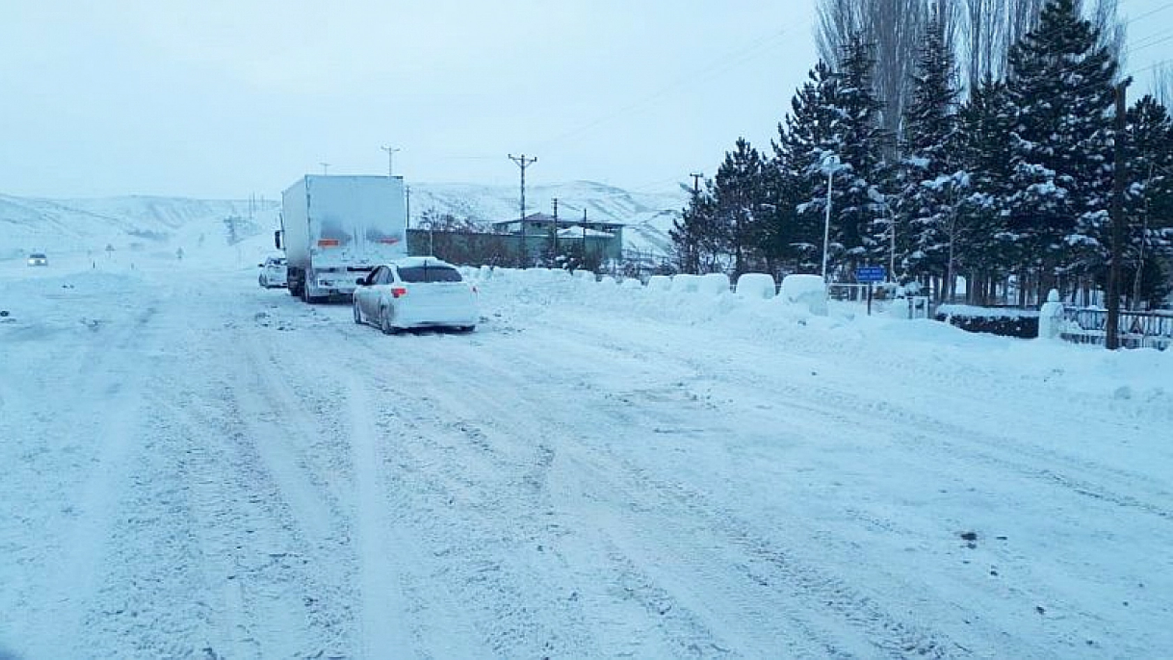 Karayolu duyurdu: Malatya–Elazığ karayolu ulaşıma kapatıldı
