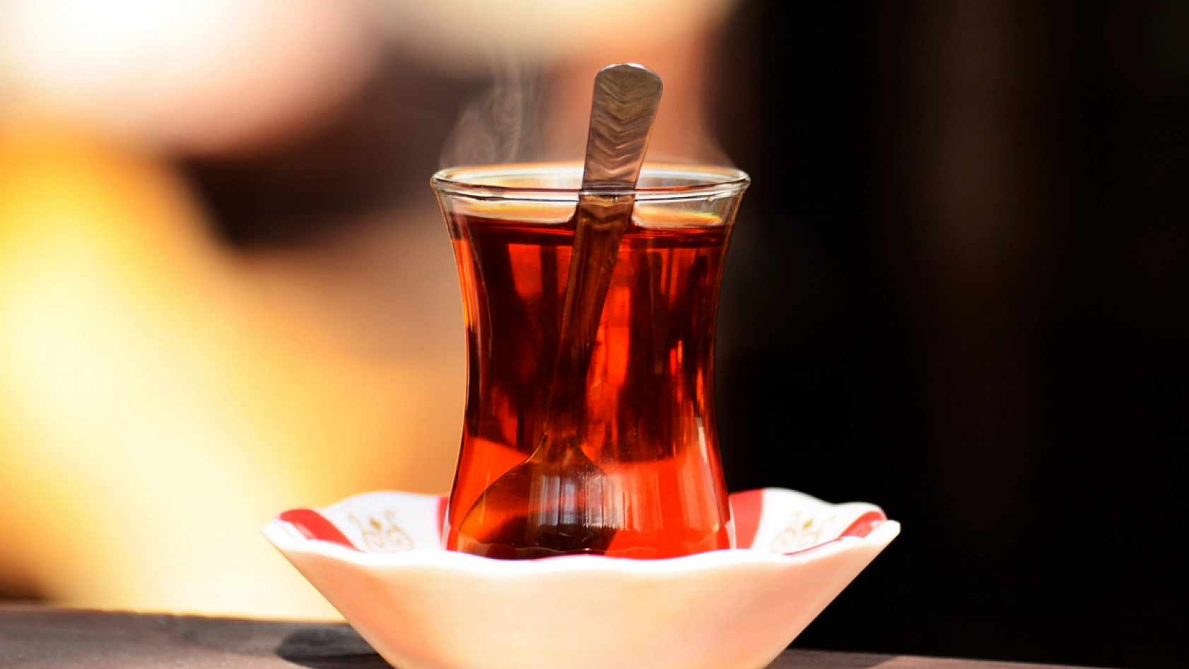 Çay Yerine Neler İçirmişler... Bakanlığın Açıkladığı Listede Ünlü Çay Markaları Yer Alıyor..