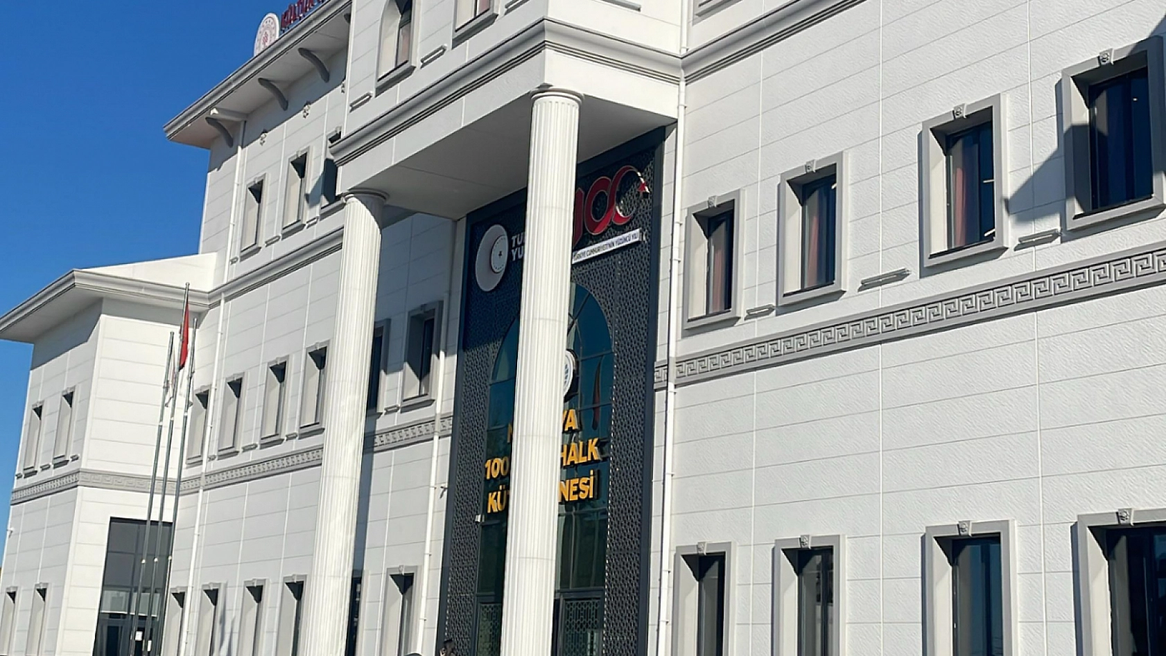 Deprem Bölgesinde Öğrencilere Başarı Getirdi