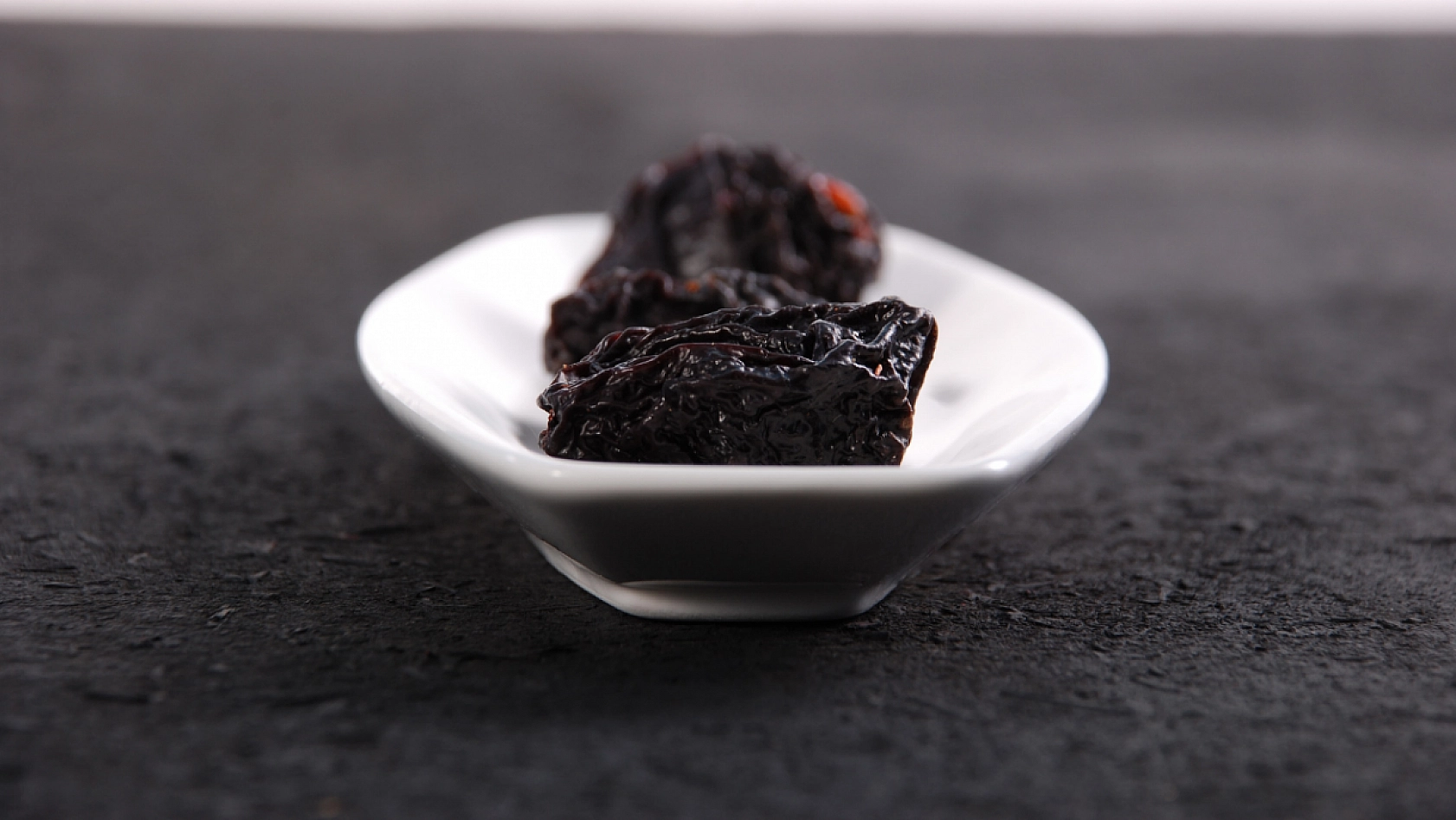 Malatya'da Kuru Erikle Sağlıklı Sindirim: Kabızlığa Kök Söktüren Doğal Çözüm!