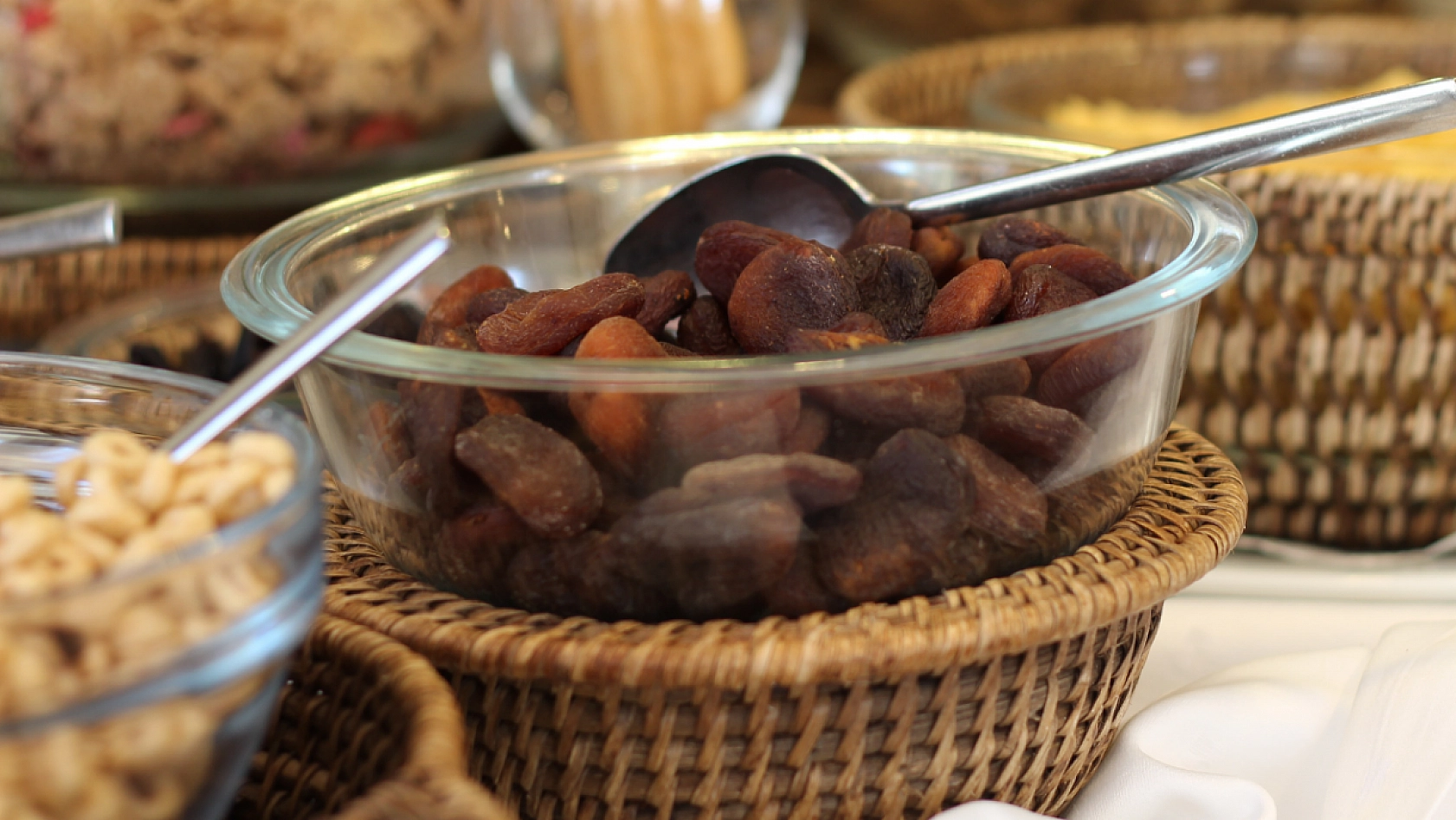 İbn-i Sina'nın Önerdiği Mucizevi Besin... Günde 100 Gram Yiyenler Bayram Ediyor!