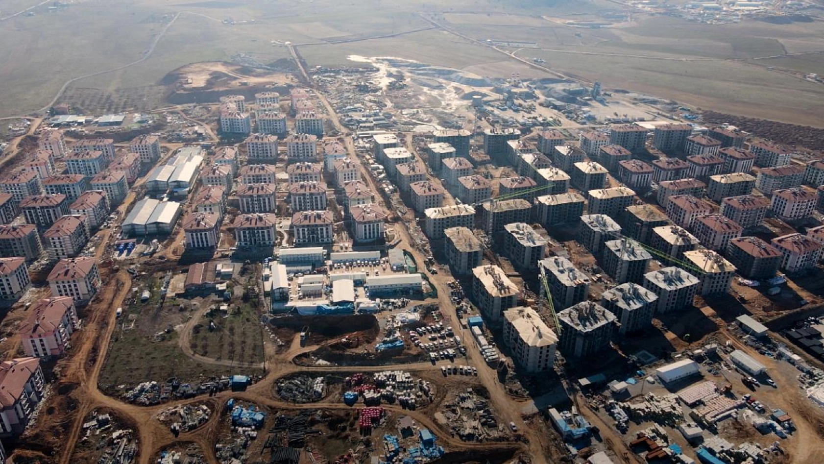 Malatya'da Kaç Konutun İhalesi Yapıldı, İnşaat Aşamasındaki Son Durum ve Kura Çekimlerinin Detayları Paylaşıldı...