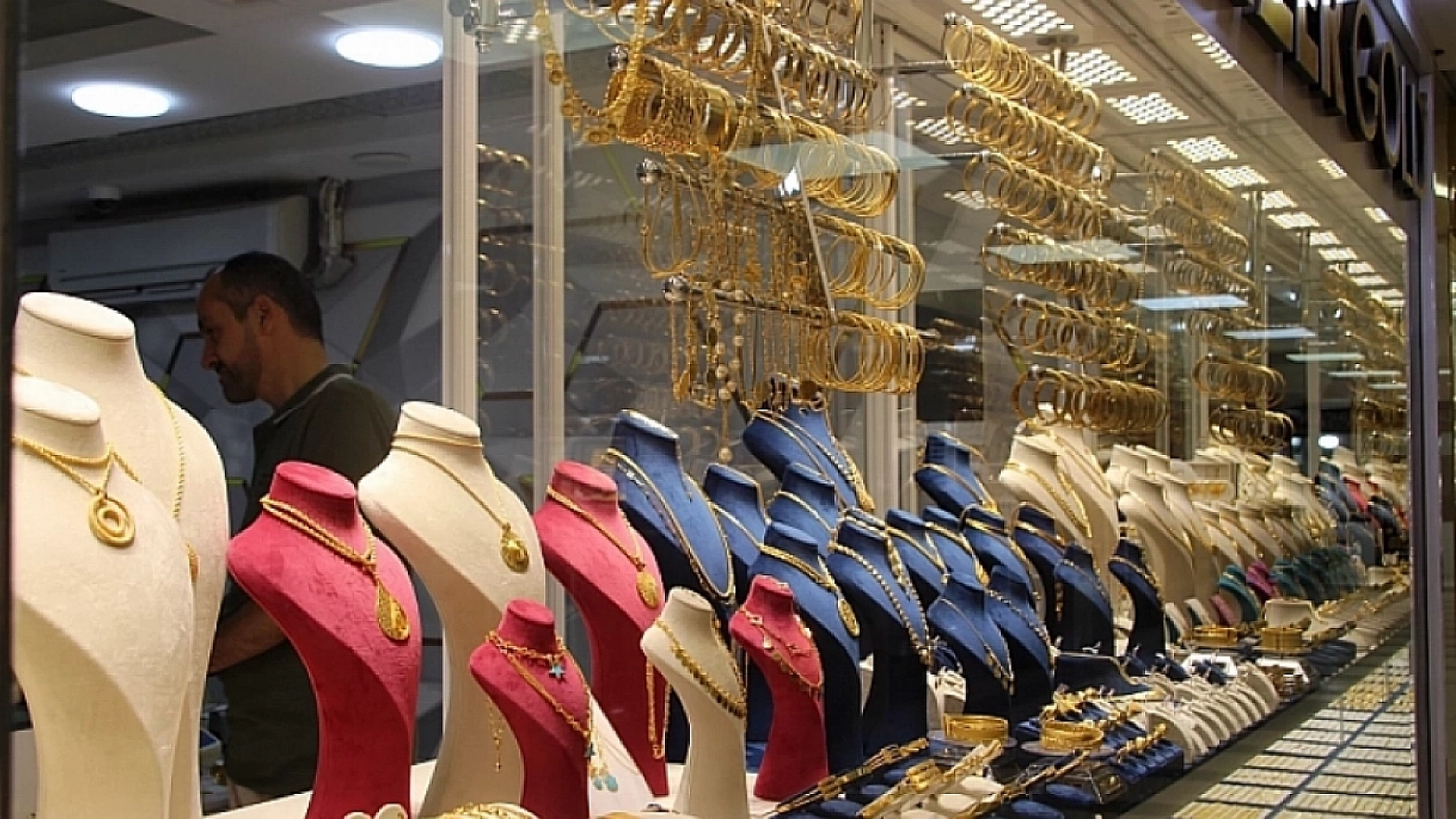 Malatya'da Altın Fiyatları: Çeyrek Altın 8 bin 207 TL