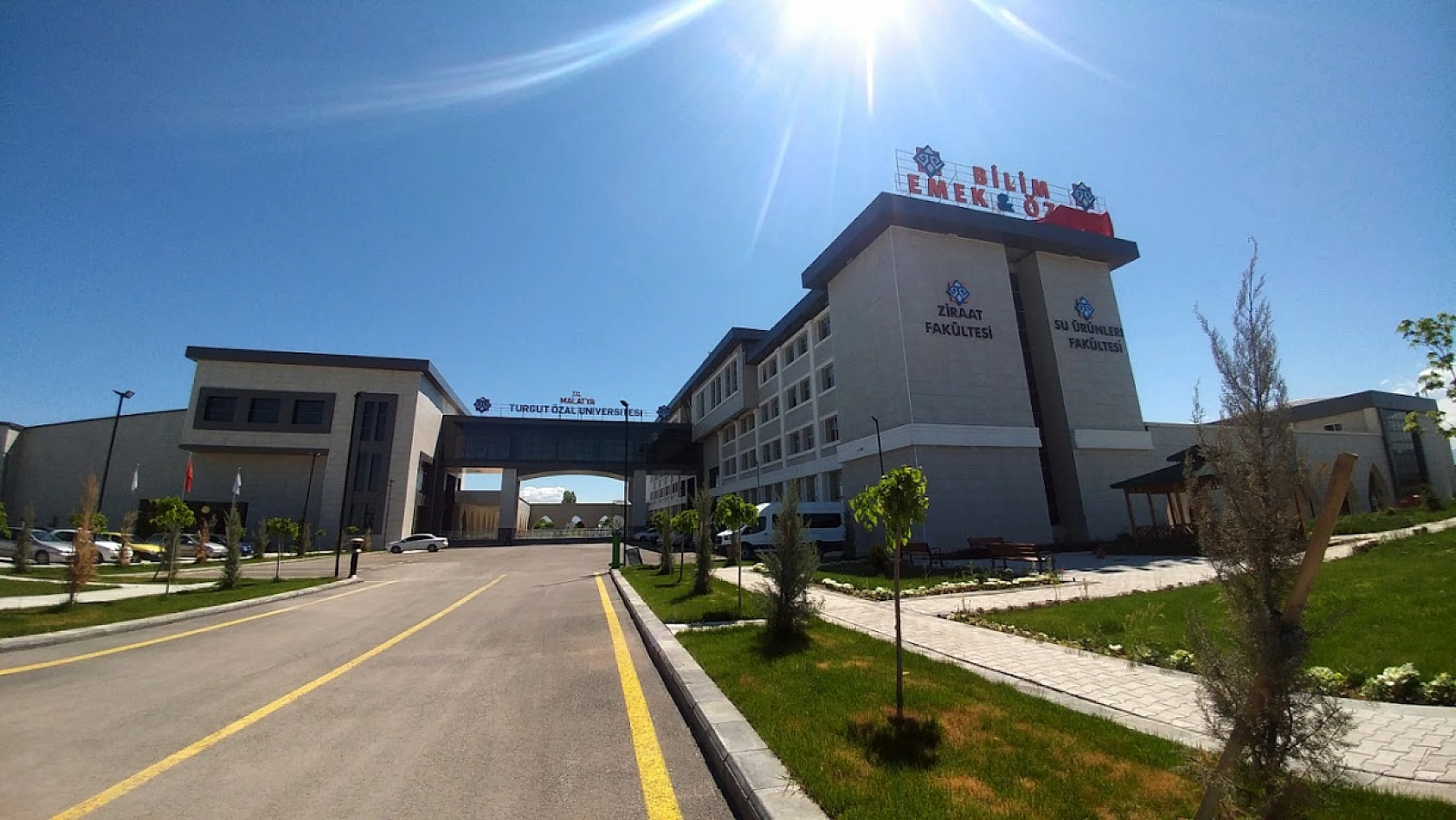 Öğrenciler Malatya'yı Çok Sevdi Üniversite Yönetimi Sınıfta Kaldı! 