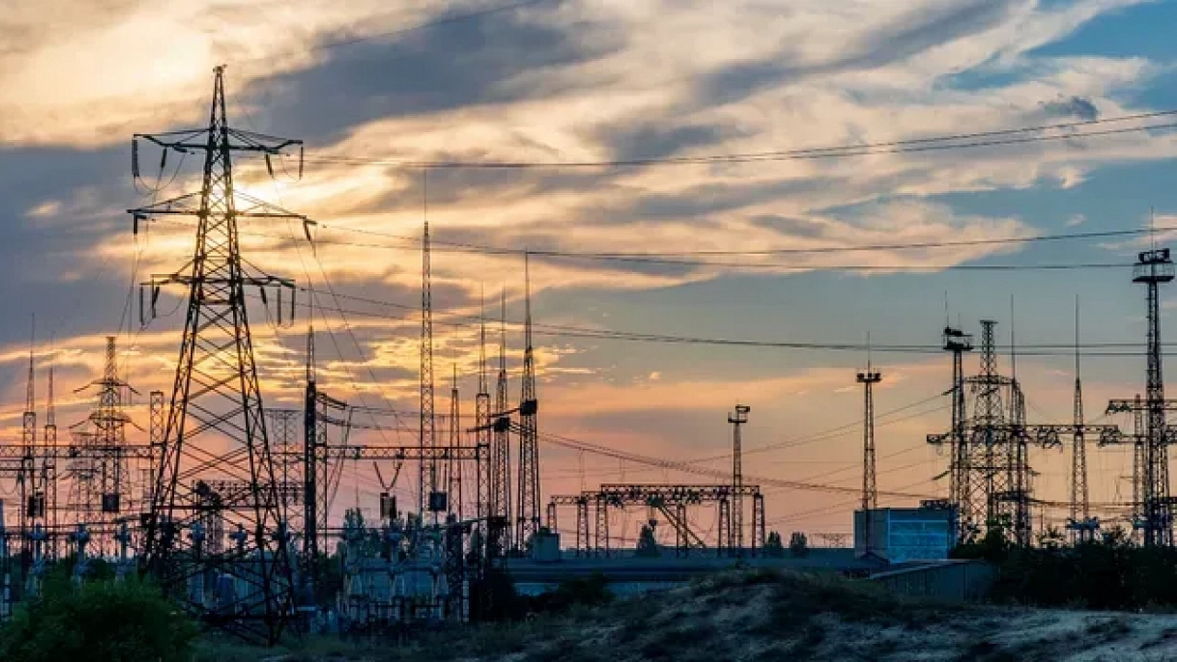 Malatya'da 14 Ağustos'ta 11 Mahallede Elektrik Yok!