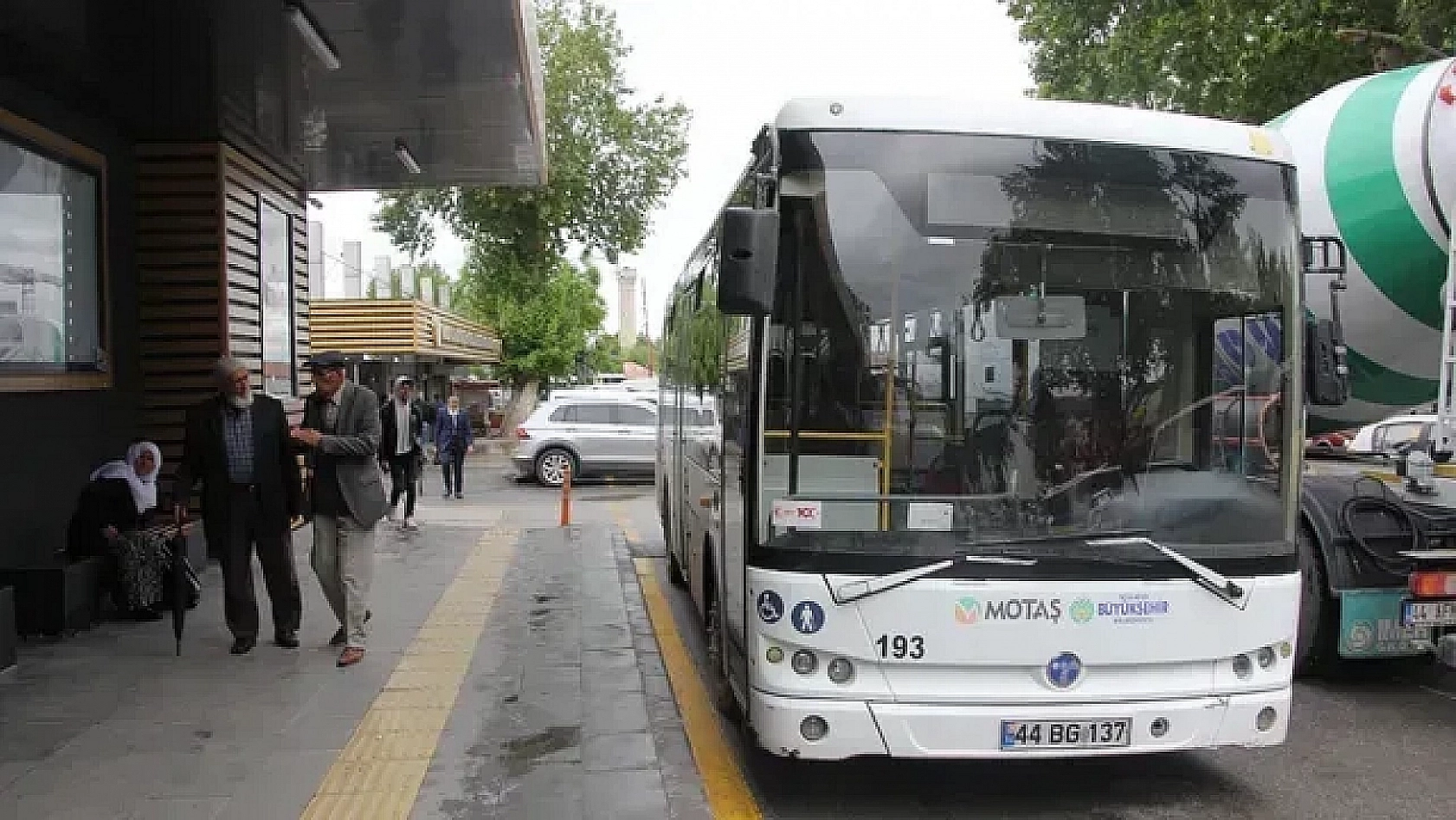 Büyükşehir'den sürücülere uyarı: Çevreyolu trafiğe kapatıldı!