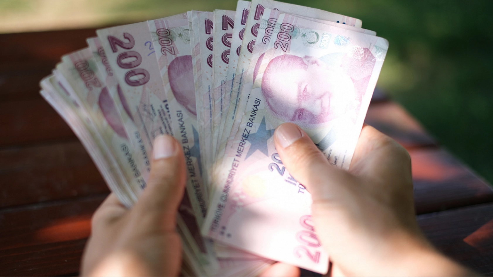 Zengin Daha Zengin Fakir Daha Fakir Oldu