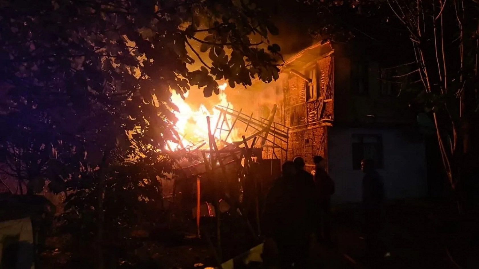 Malatya İtfaiyesi 10 Aylık Verileri Açıkladı: En Fazla Bu Alanlarda Yangın Meydana Geldi!