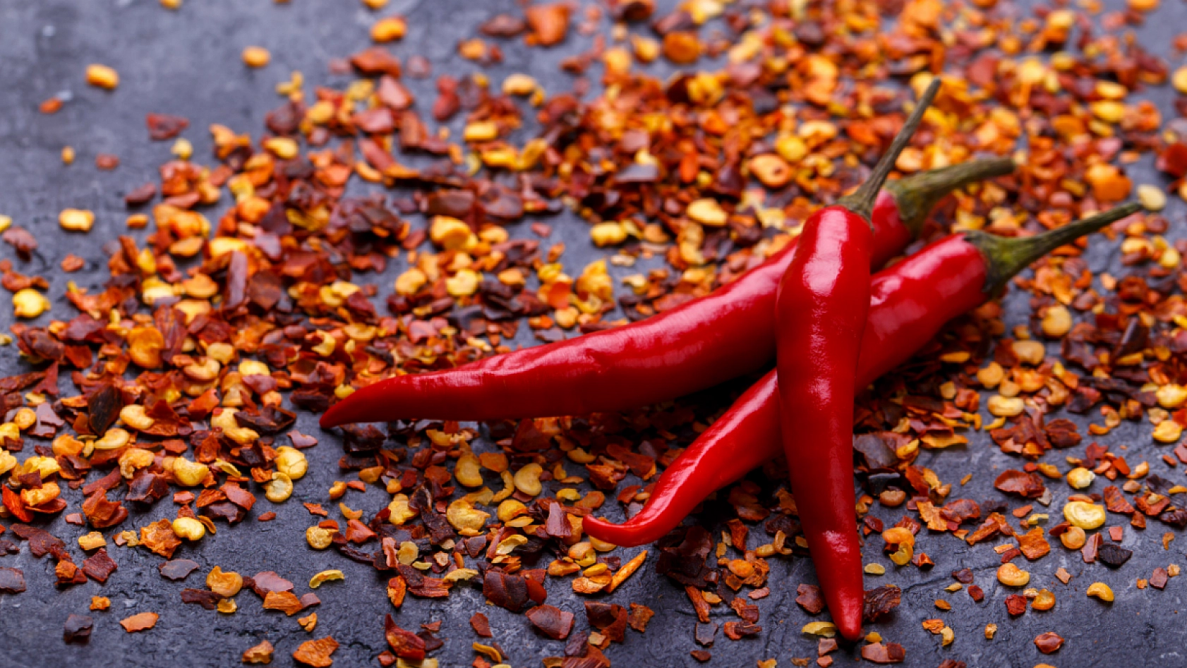 Gıda Güvenliğinde Büyük Şok! Meğer Boya Katmışlar… Listede Sumak, Tavuk Sosu Harcı, Pul Kırmızı Biber Ne Ararsan Var… !