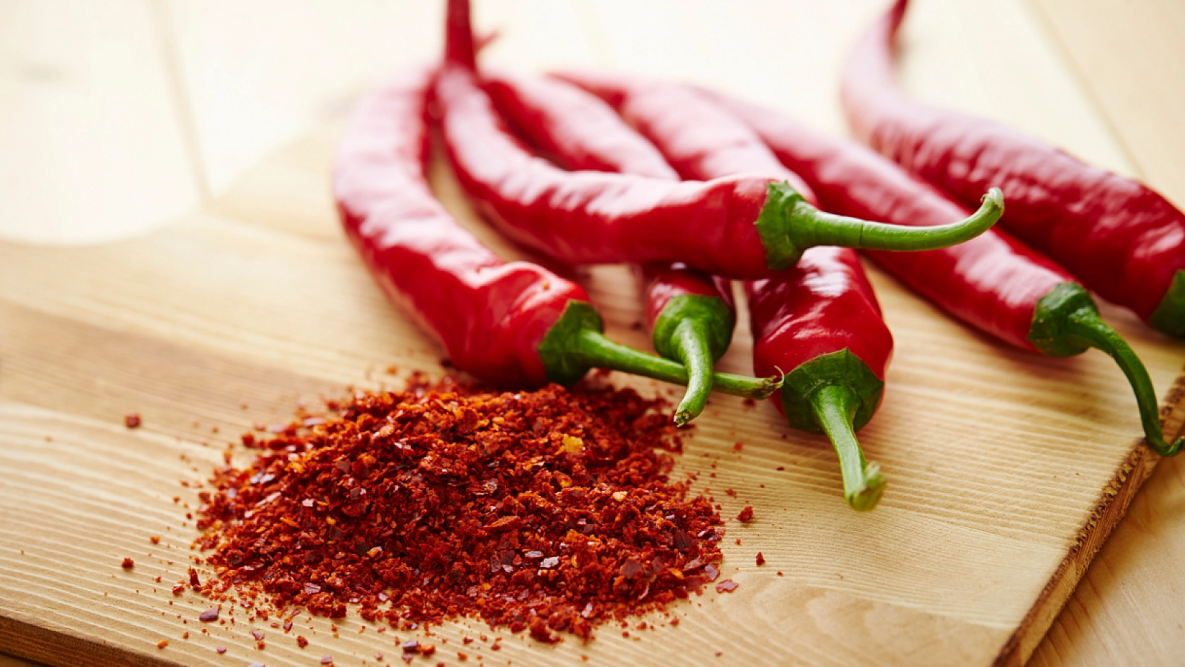 Gıda Güvenliğinde Büyük Şok! Meğer Boya Katmışlar… Listede Sumak, Tavuk Sosu Harcı, Pul Kırmızı Biber Ne Ararsan Var… !